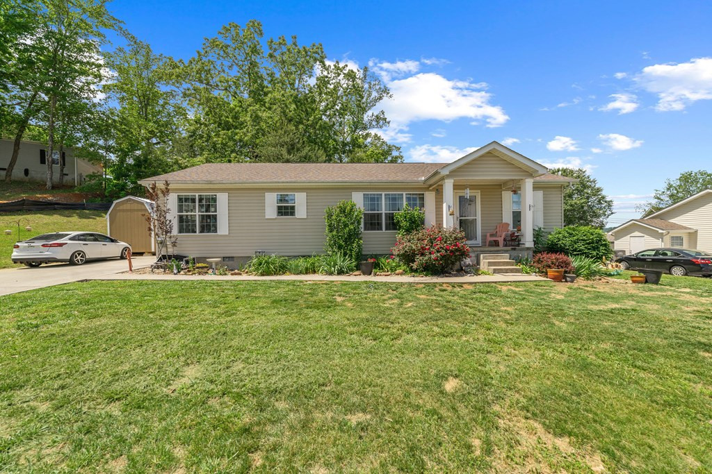 1186 Case View Road Dandridge TN 37725