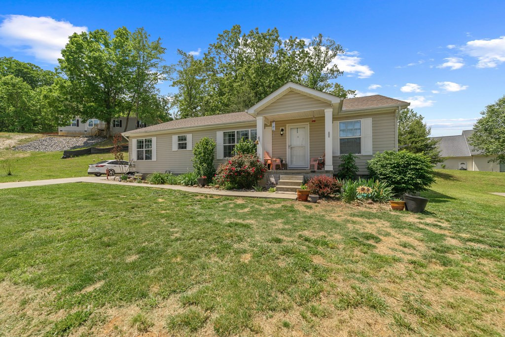 1186 Case View Road Dandridge TN 37725