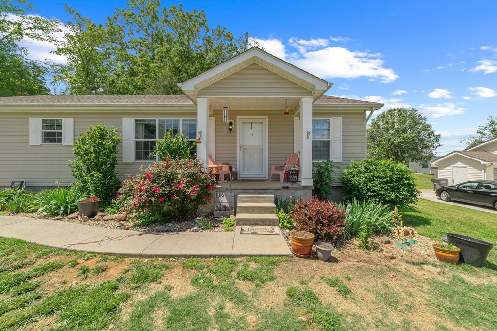 1186 Case View Road Dandridge TN 37725