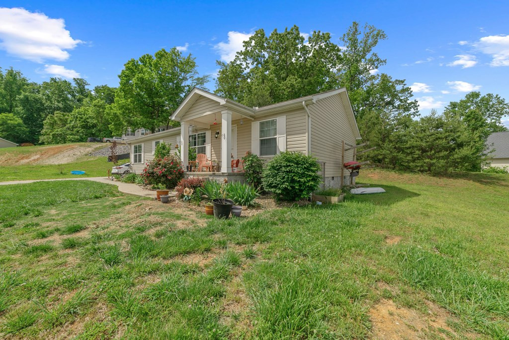1186 Case View Road Dandridge TN 37725
