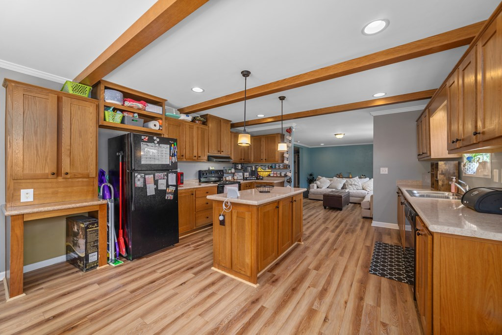 1186 Case View Road Dandridge TN 37725