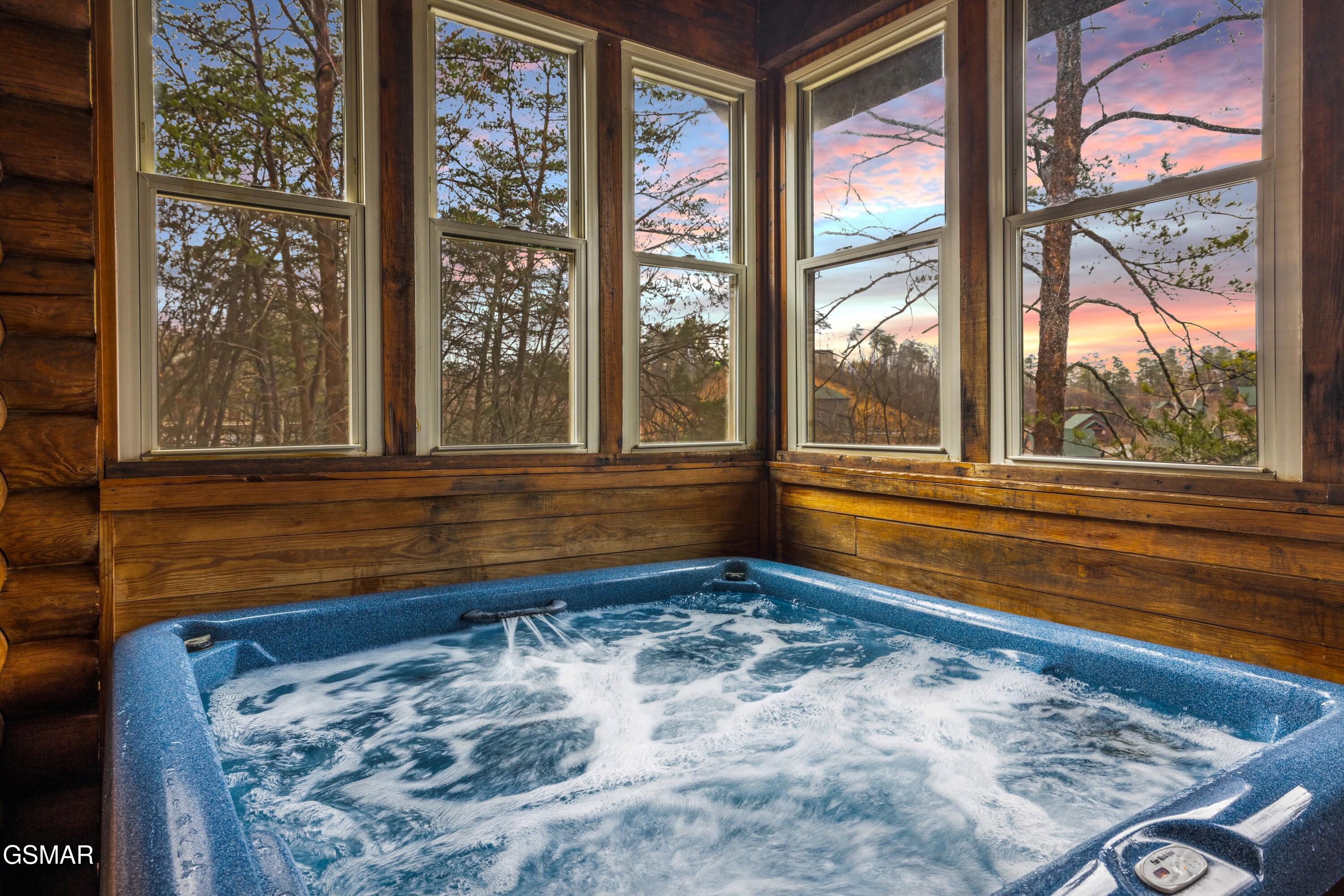 739 Golf View Boulevard Pigeon Forge TN 37863