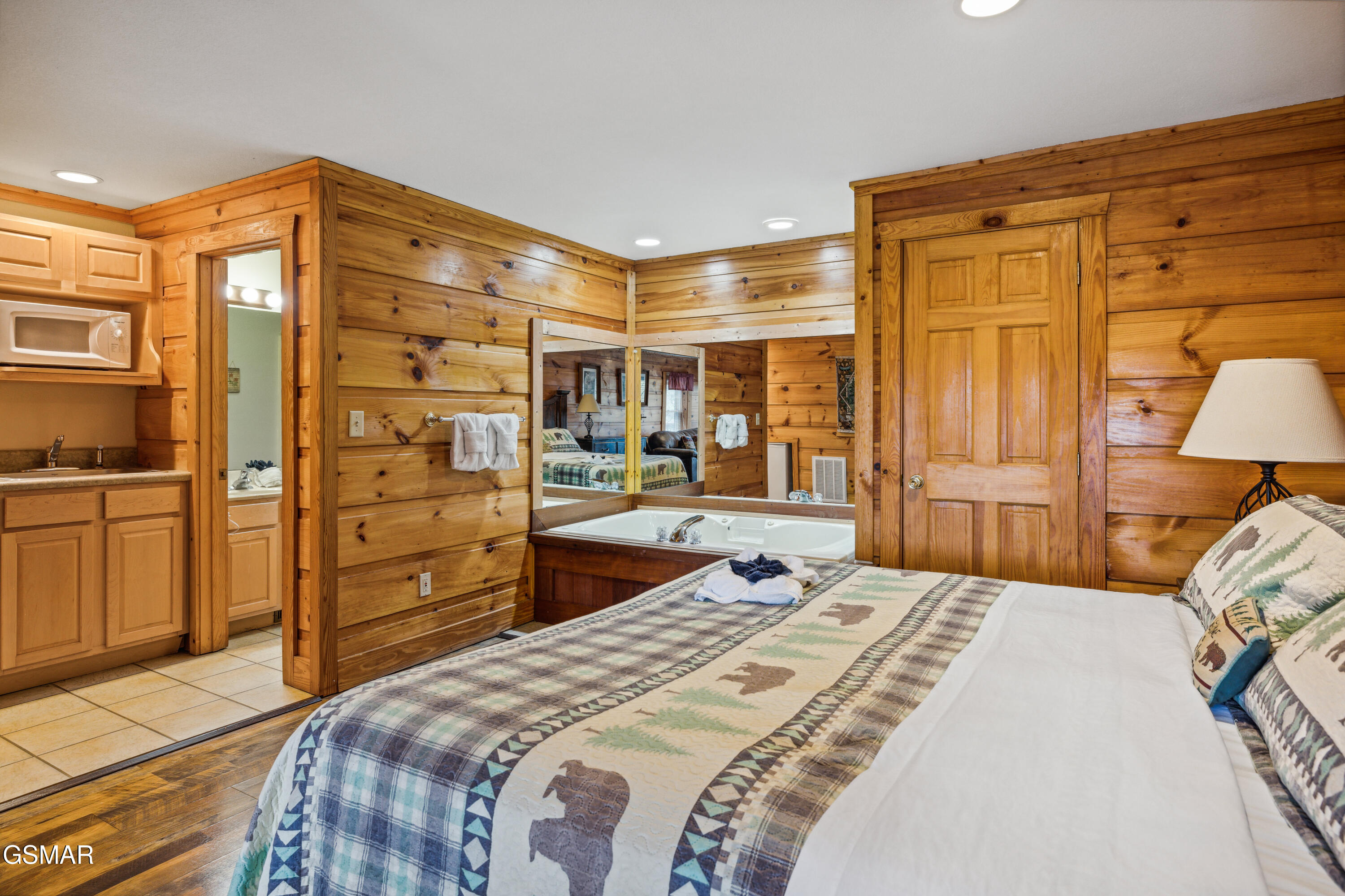 739 Golf View Boulevard Pigeon Forge TN 37863