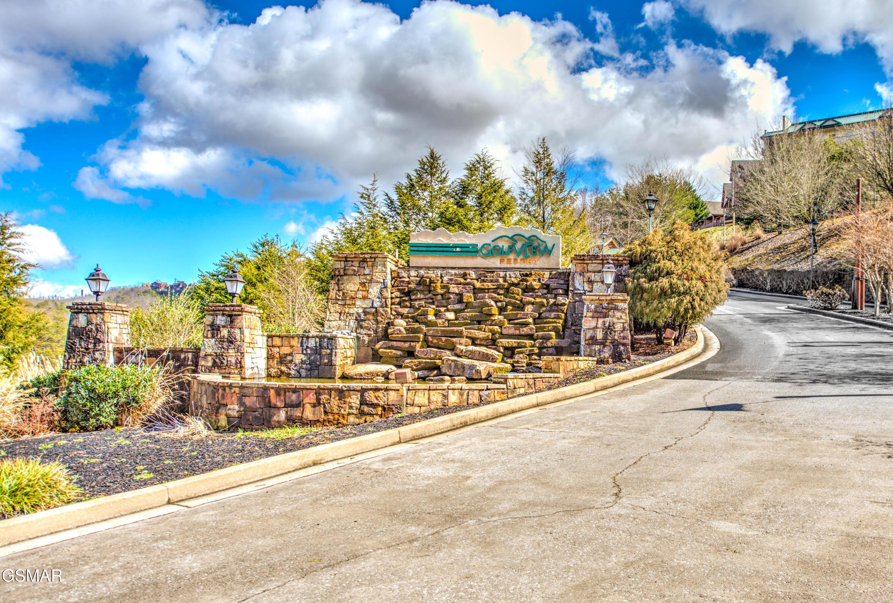 739 Golf View Boulevard Pigeon Forge TN 37863