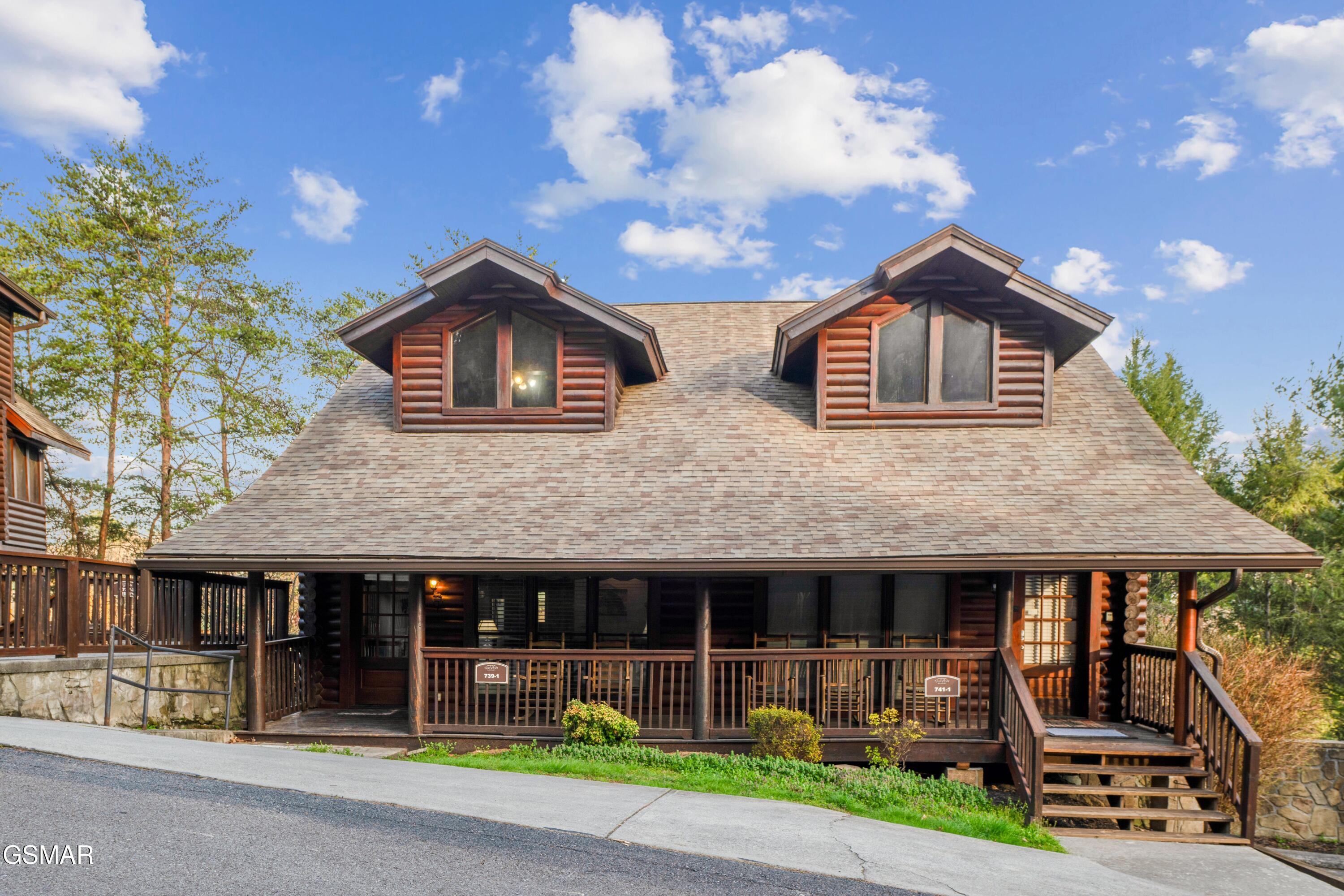 739 Golf View Boulevard Pigeon Forge TN 37863