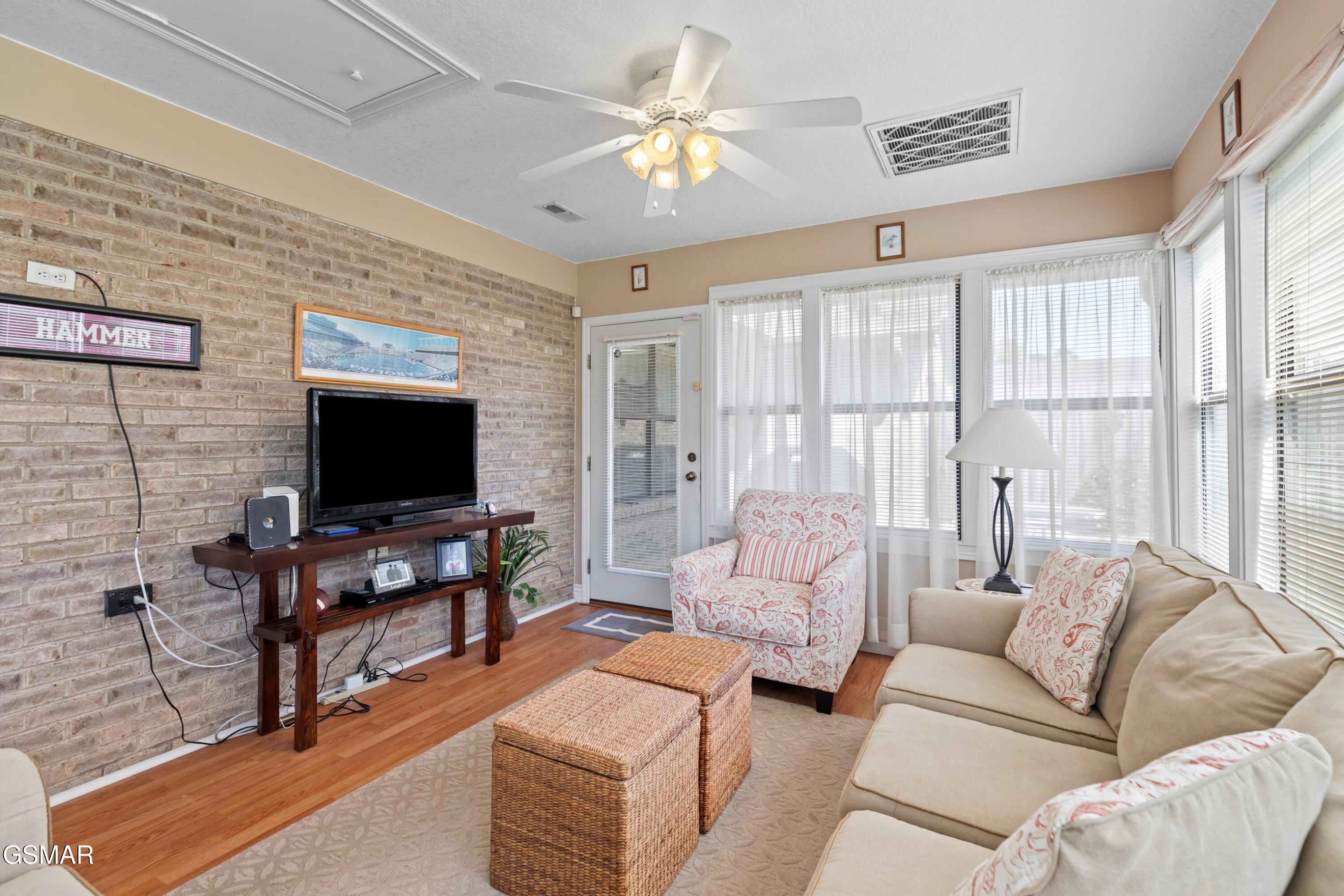 513 John Ellis Drive Kodak TN 37764