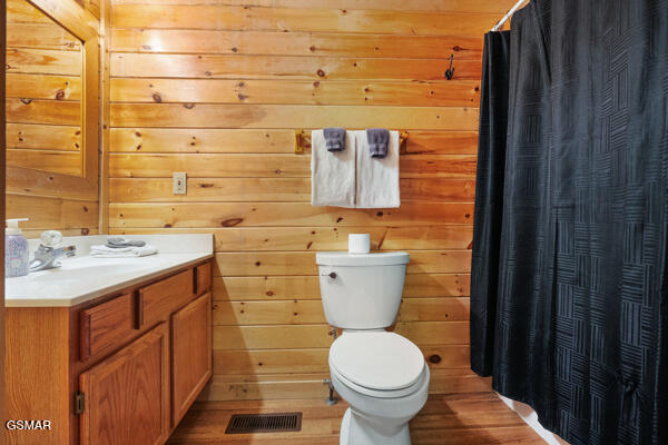 940 Buck Way Sevierville TN 37876