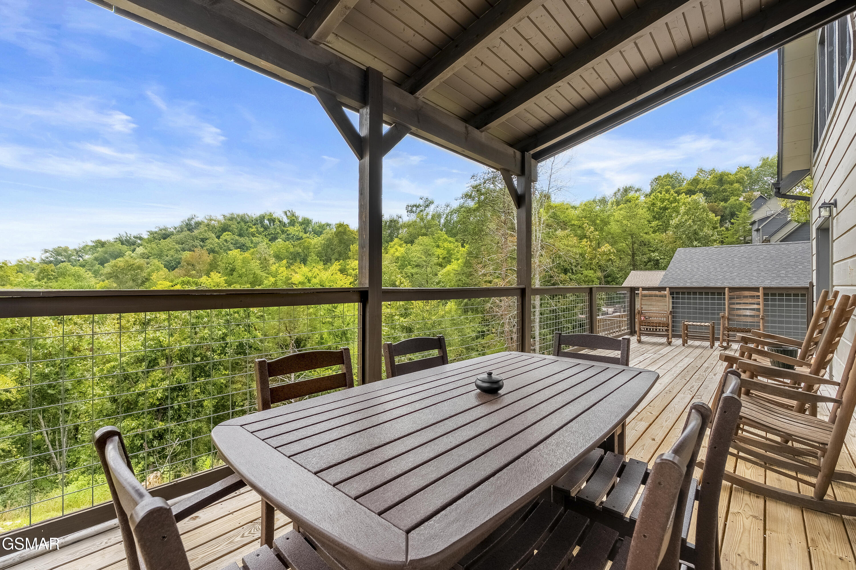 2111 Eagle Feather Drive Sevierville TN 37876