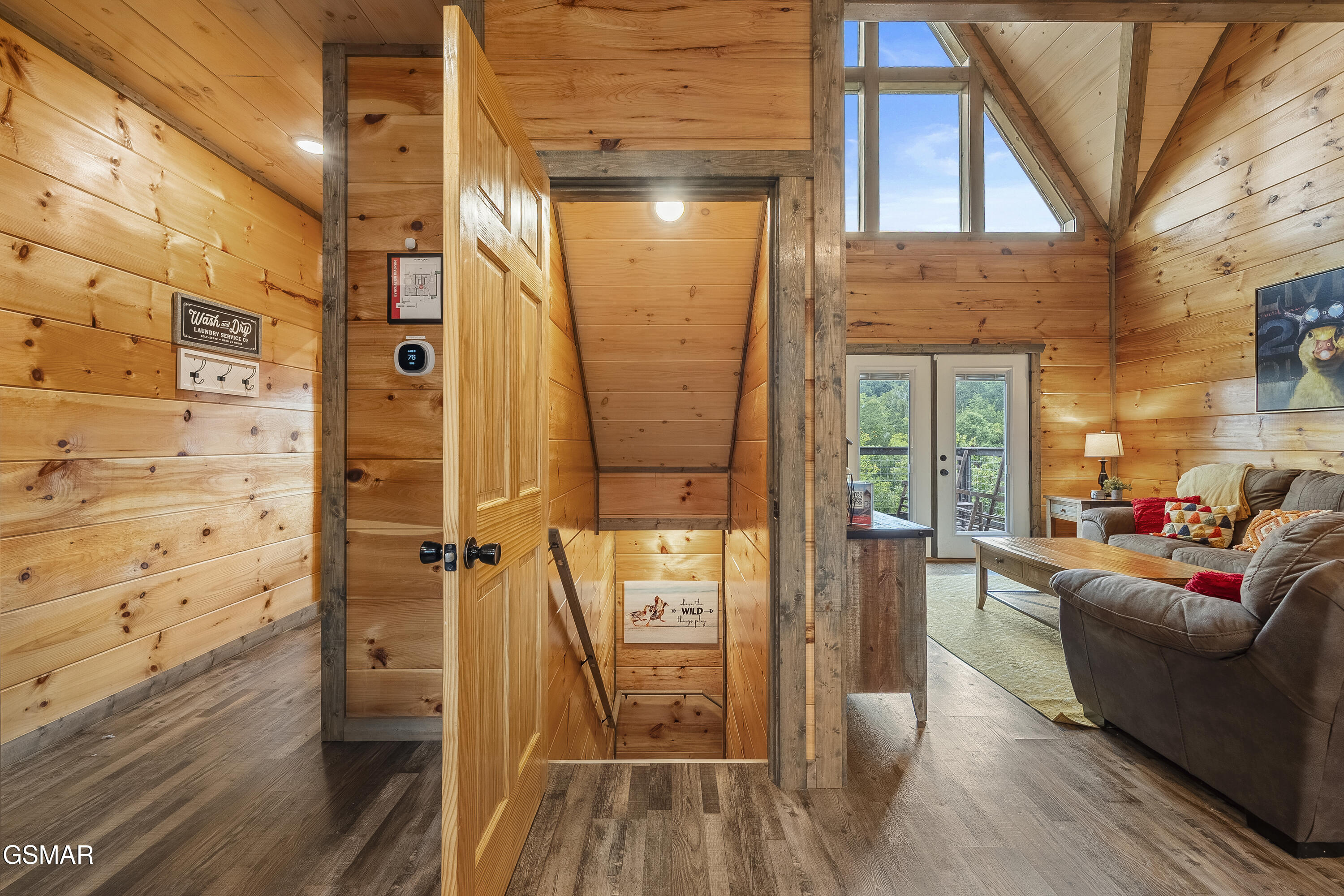 2111 Eagle Feather Drive Sevierville TN 37876