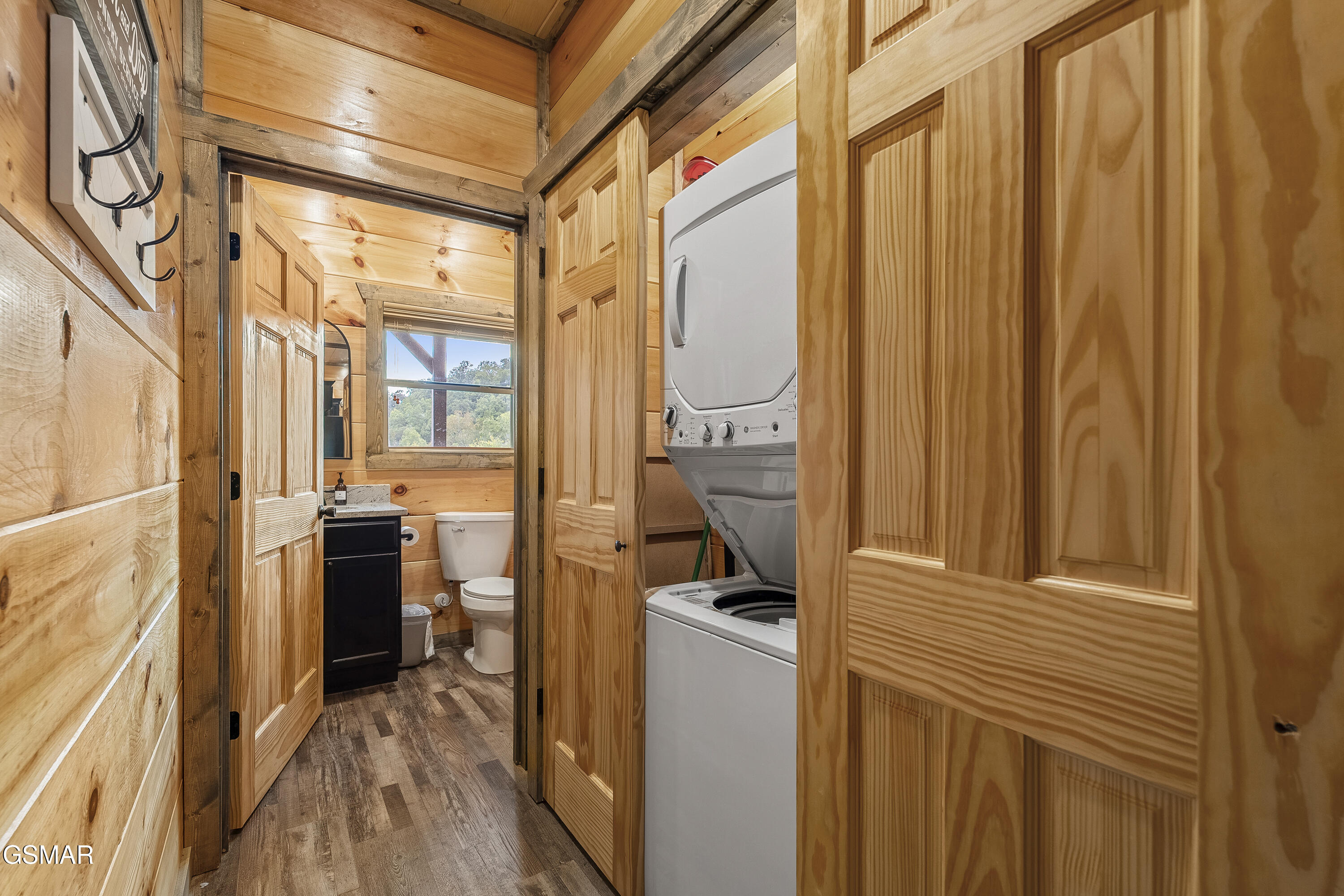 2111 Eagle Feather Drive Sevierville TN 37876