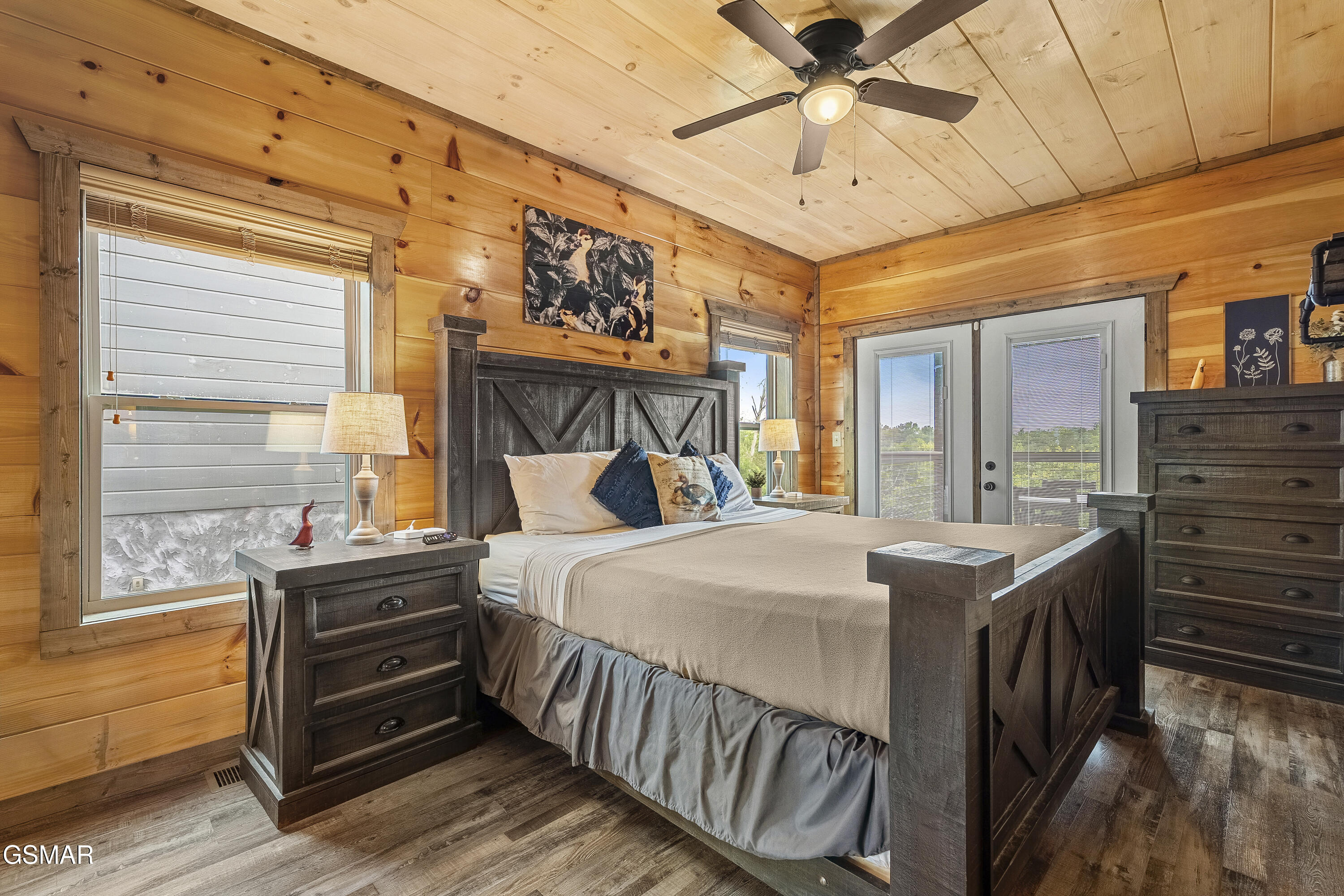 2111 Eagle Feather Drive Sevierville TN 37876