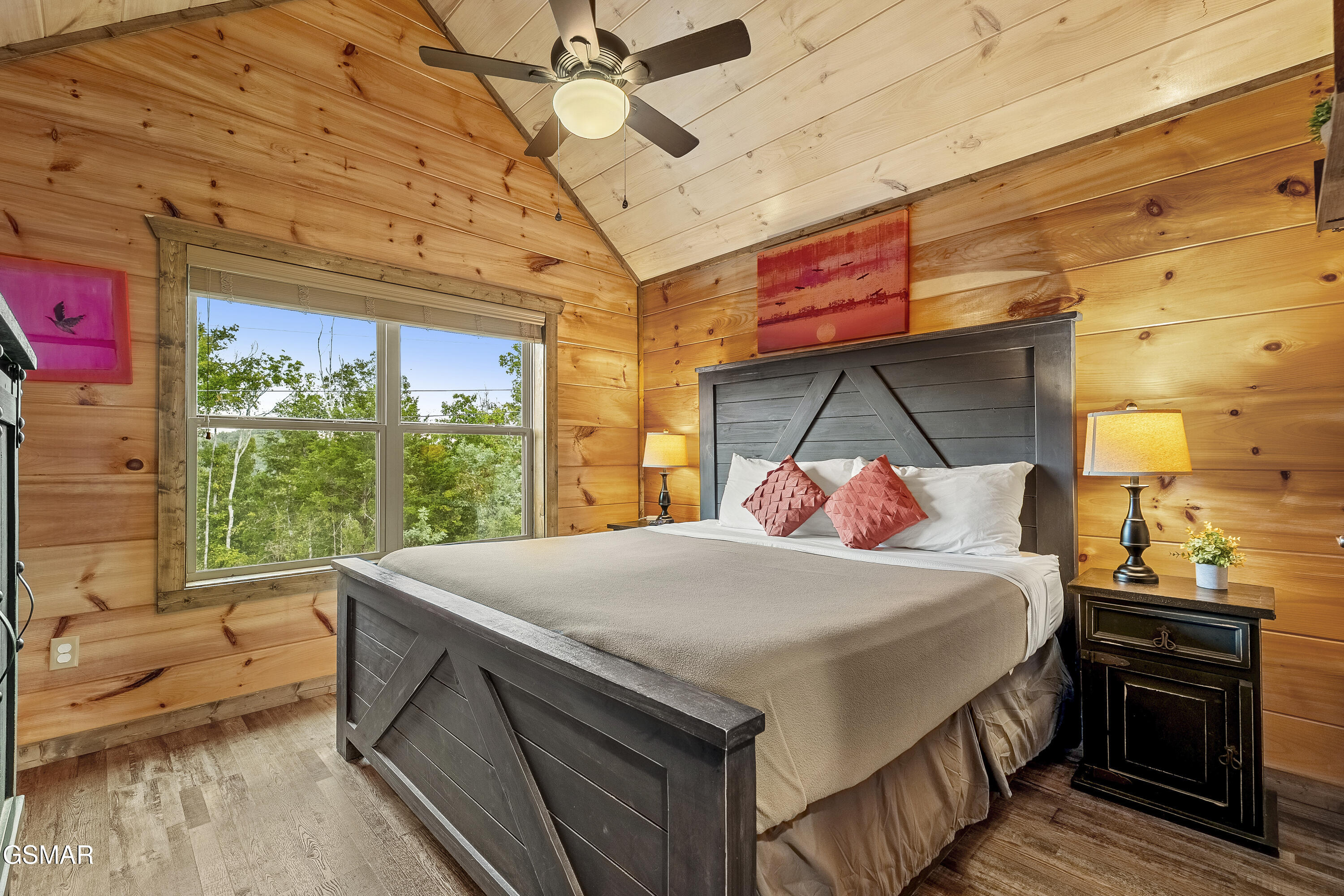 2111 Eagle Feather Drive Sevierville TN 37876