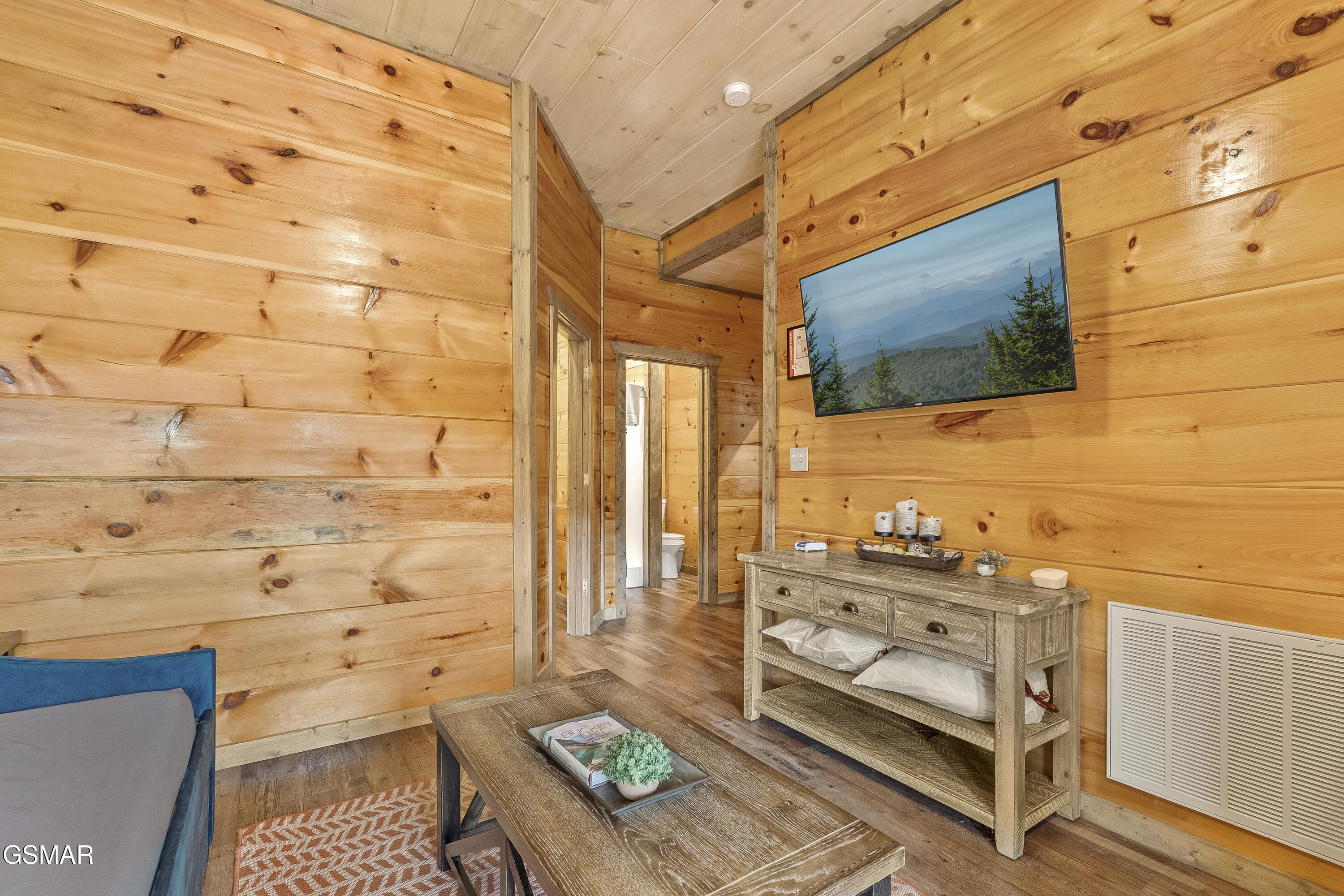 2111 Eagle Feather Drive Sevierville TN 37876