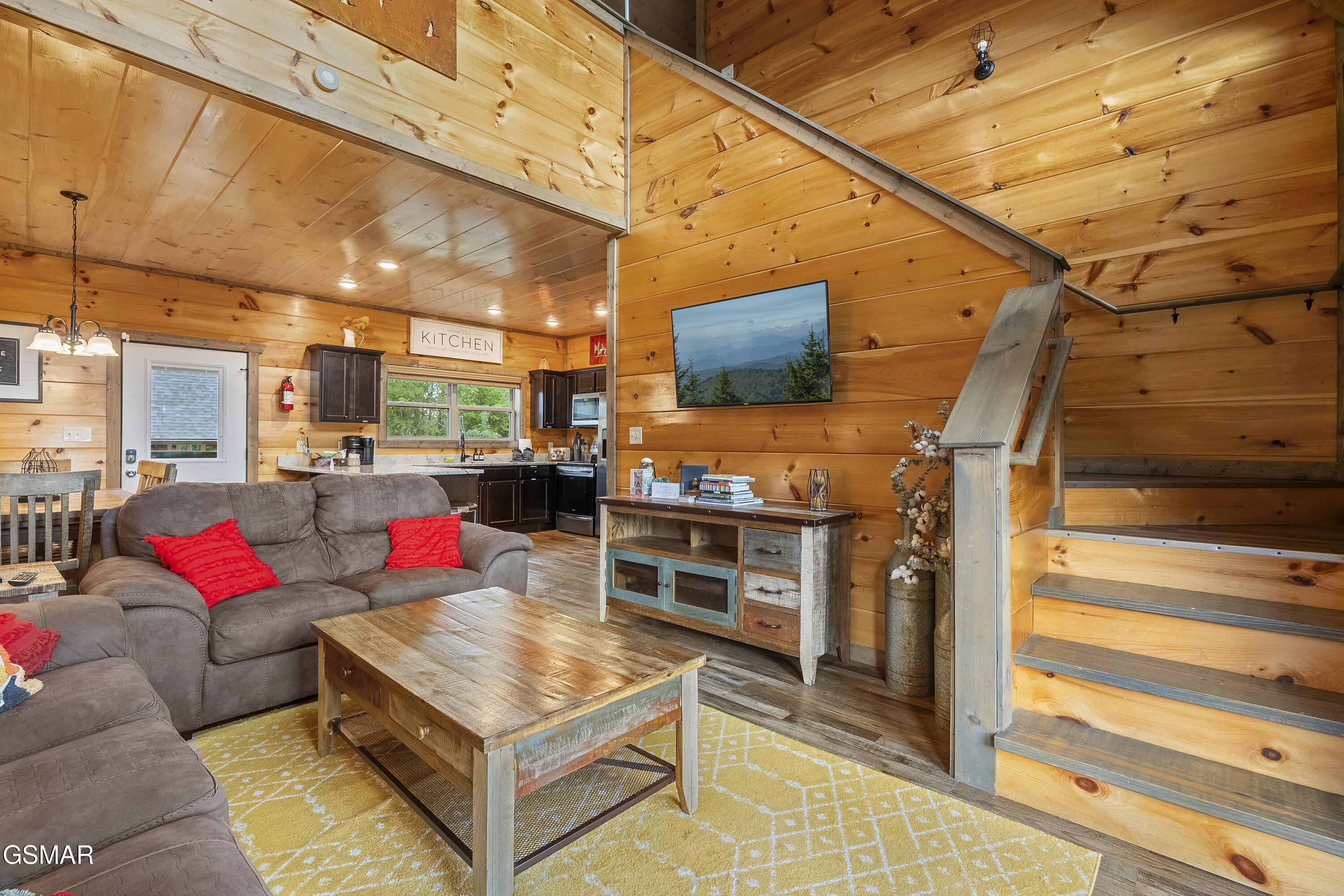 2111 Eagle Feather Drive Sevierville TN 37876