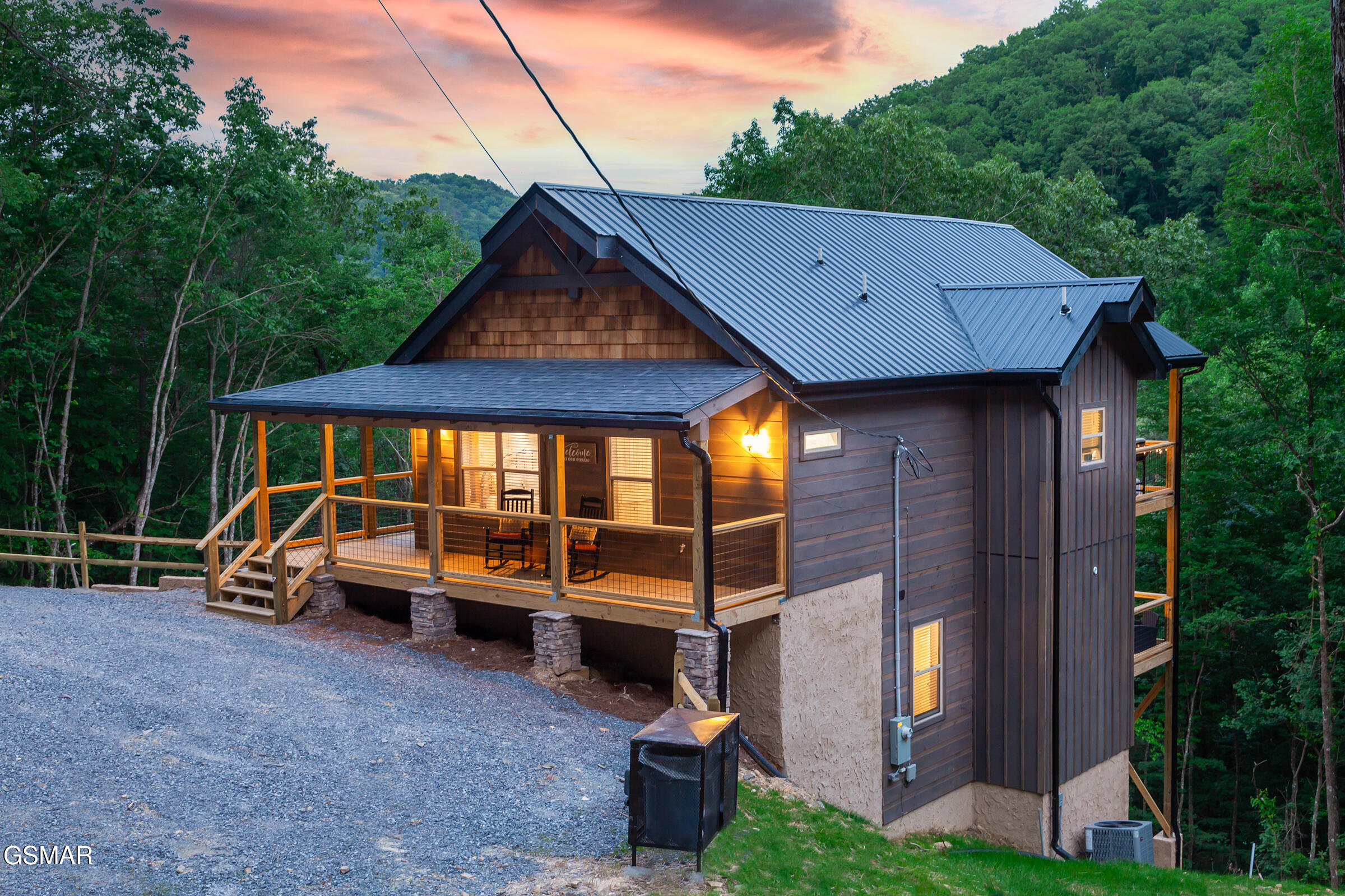 2724 Pine Crest Lane Sevierville TN 37862