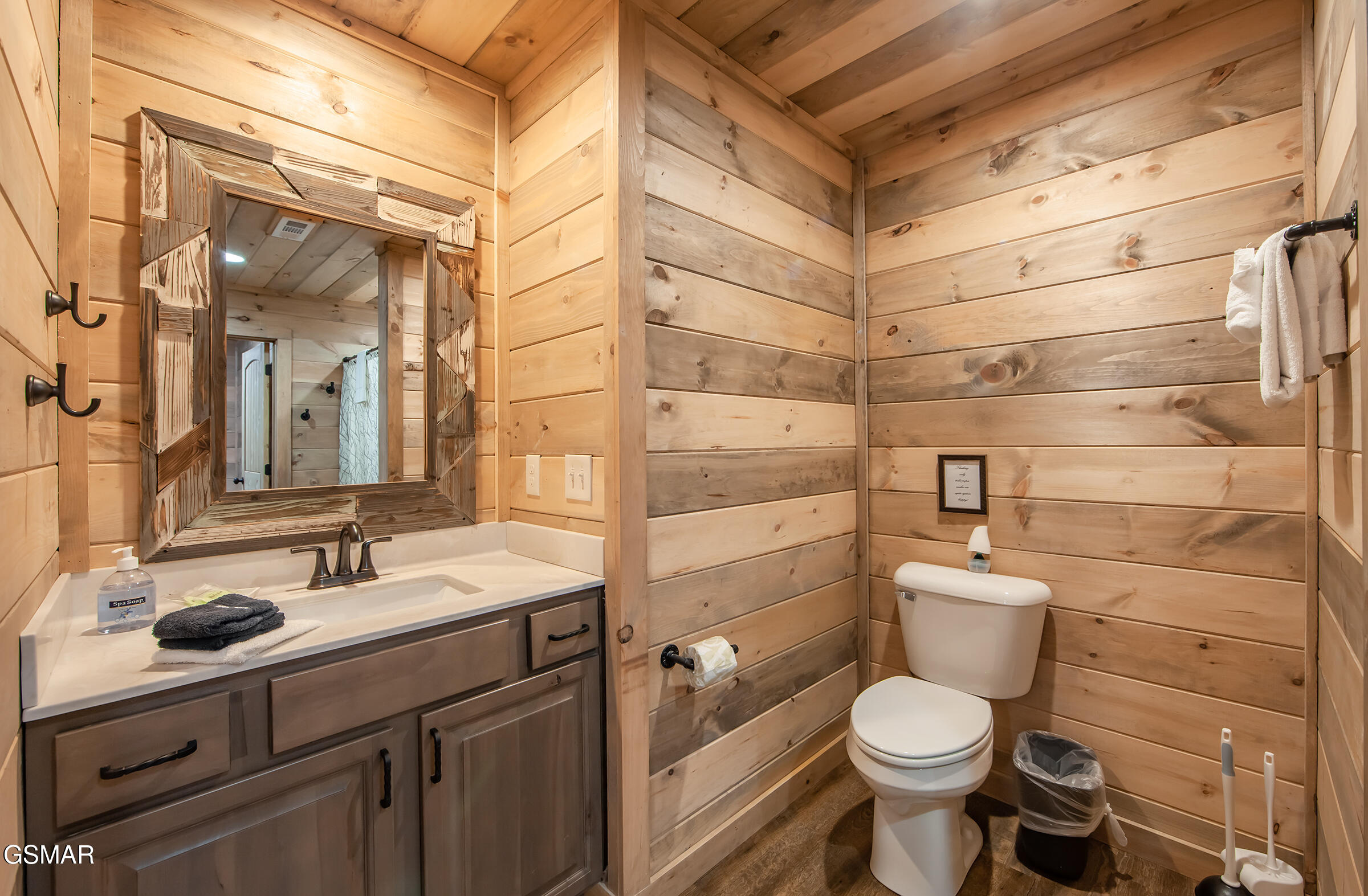 2724 Pine Crest Lane Sevierville TN 37862