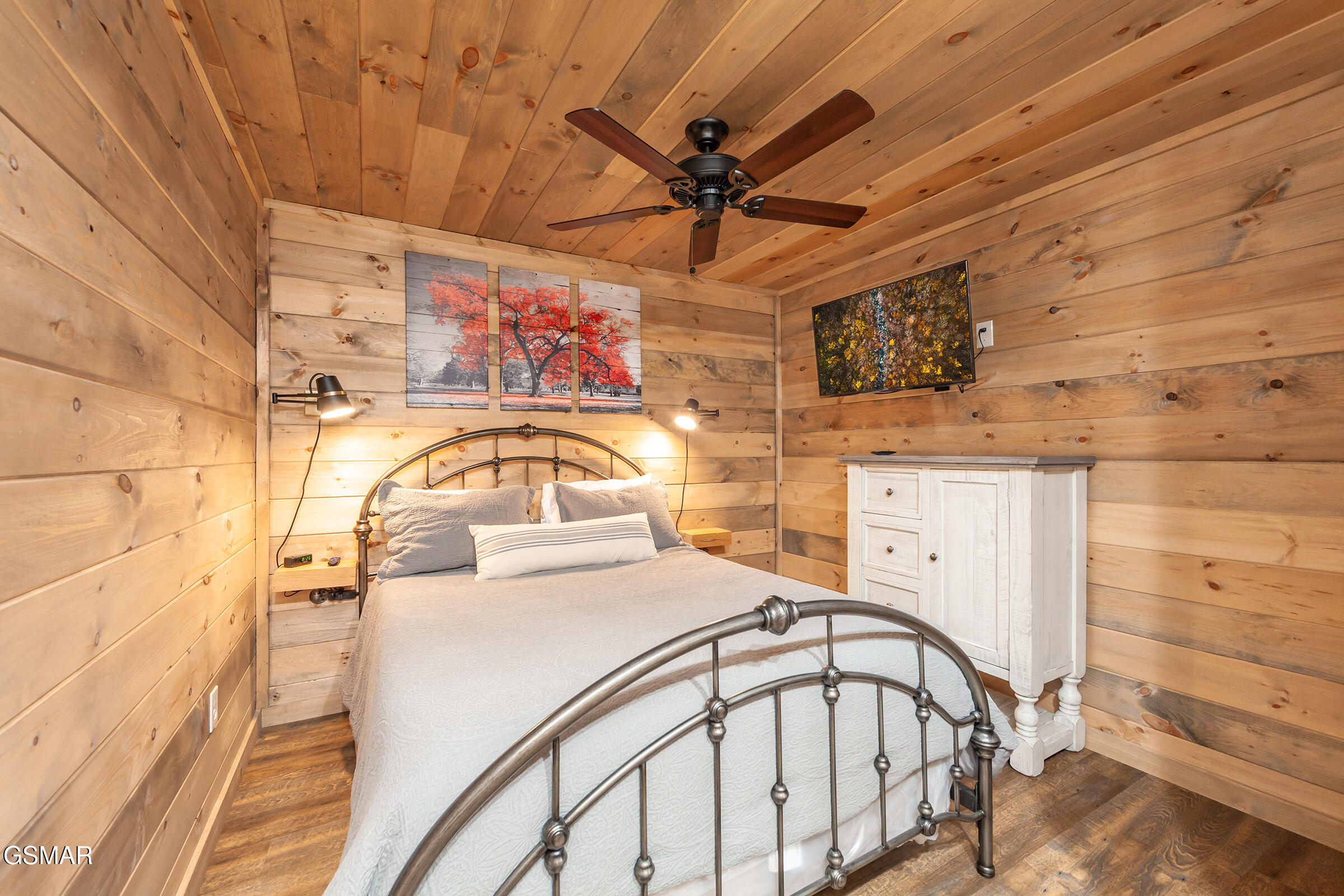 2724 Pine Crest Lane Sevierville TN 37862