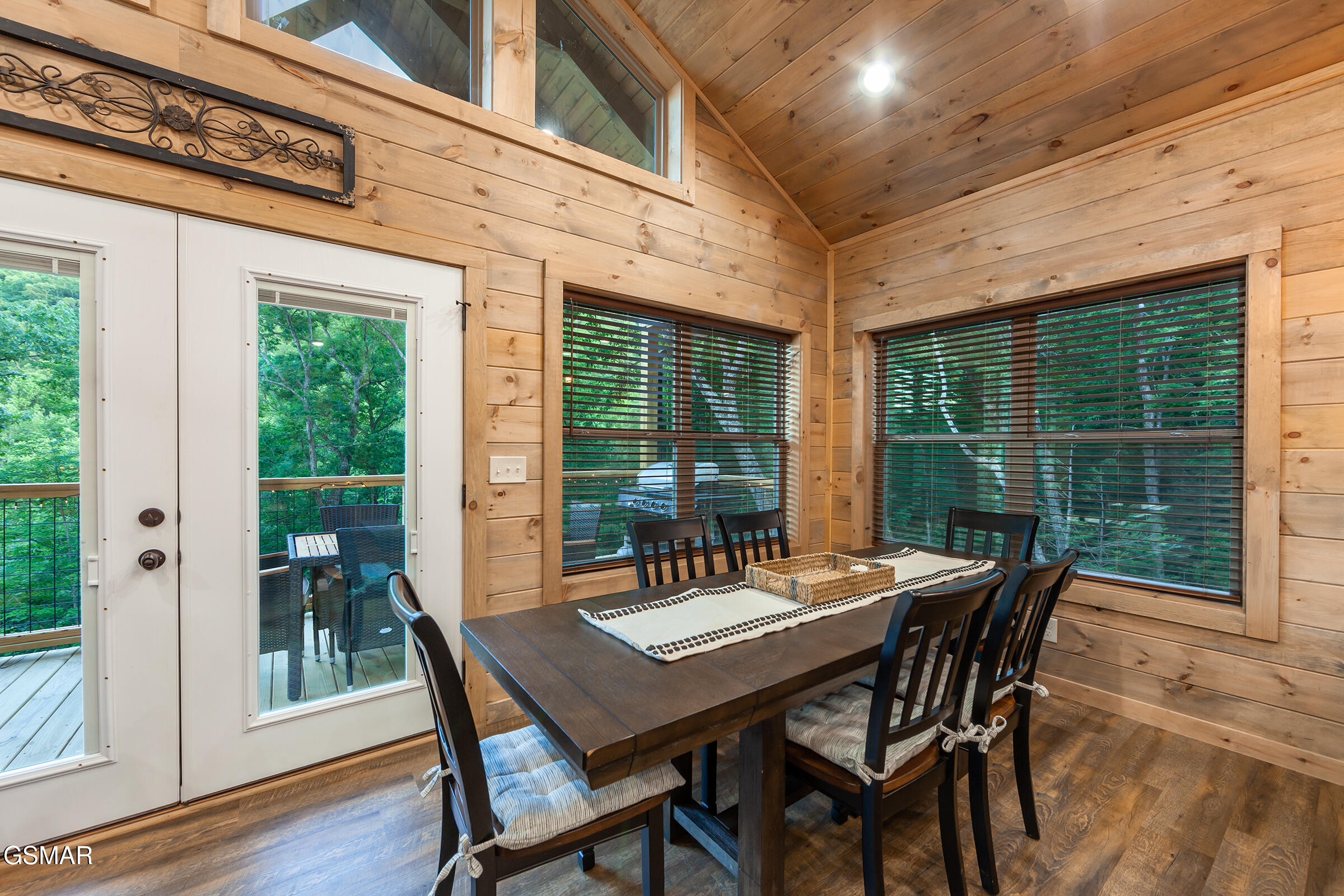 2724 Pine Crest Lane Sevierville TN 37862
