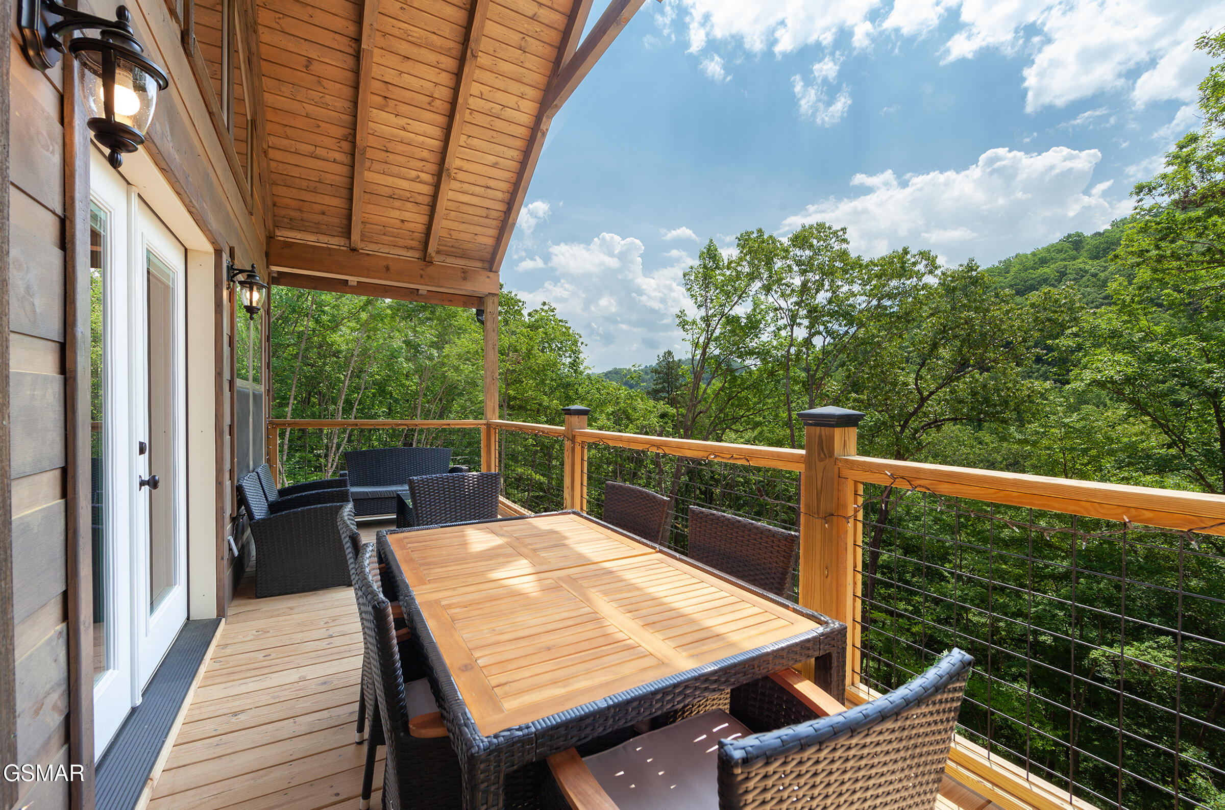 2724 Pine Crest Lane Sevierville TN 37862