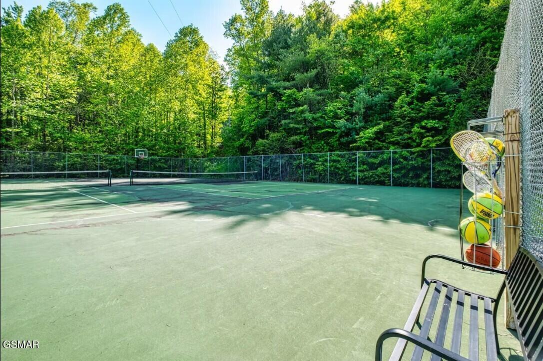 2724 Pine Crest Lane Sevierville TN 37862