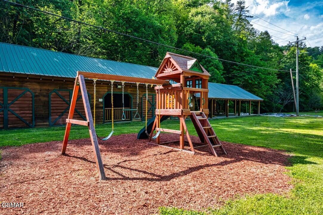 2724 Pine Crest Lane Sevierville TN 37862