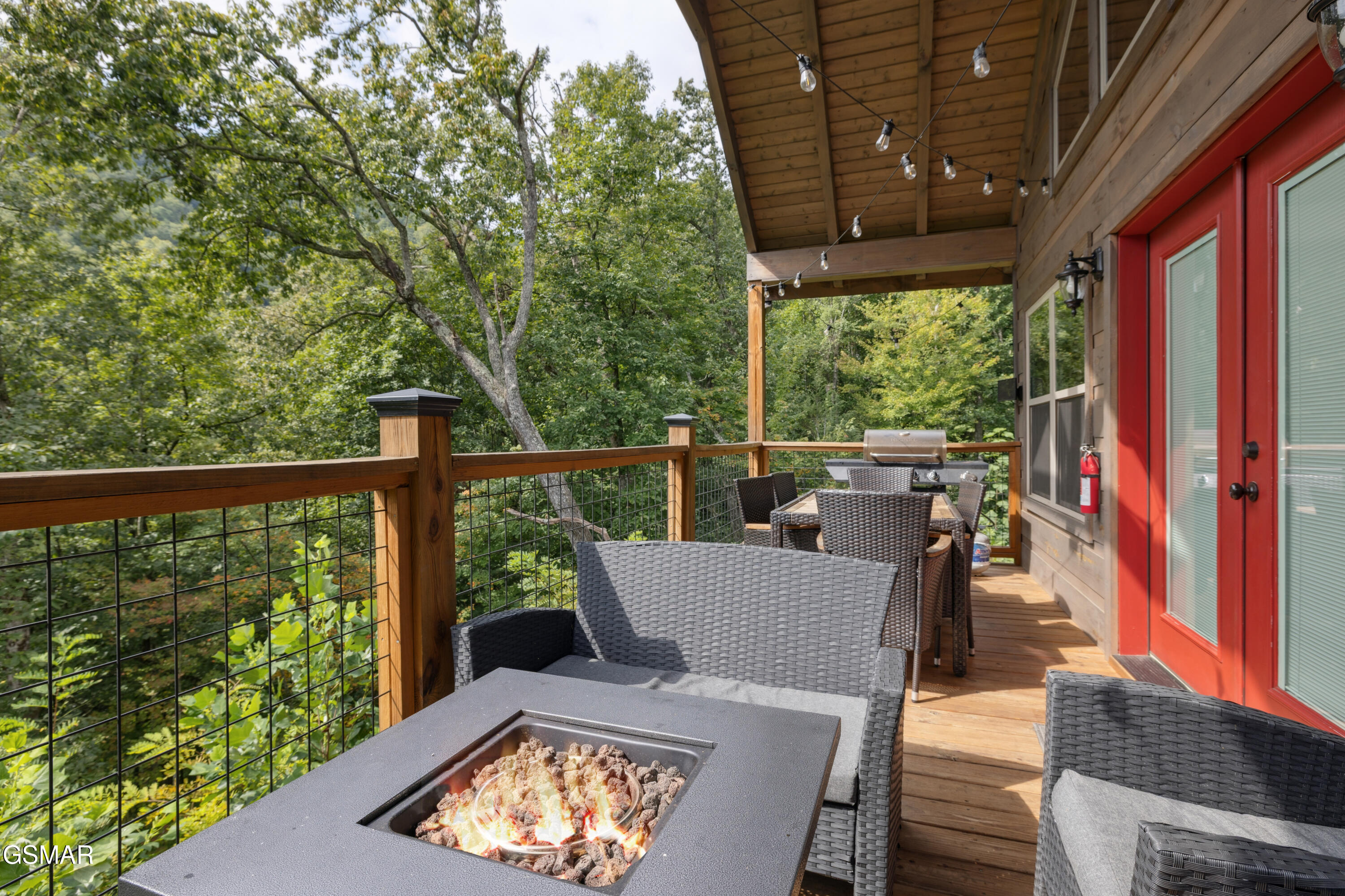 2724 Pine Crest Lane Sevierville TN 37862