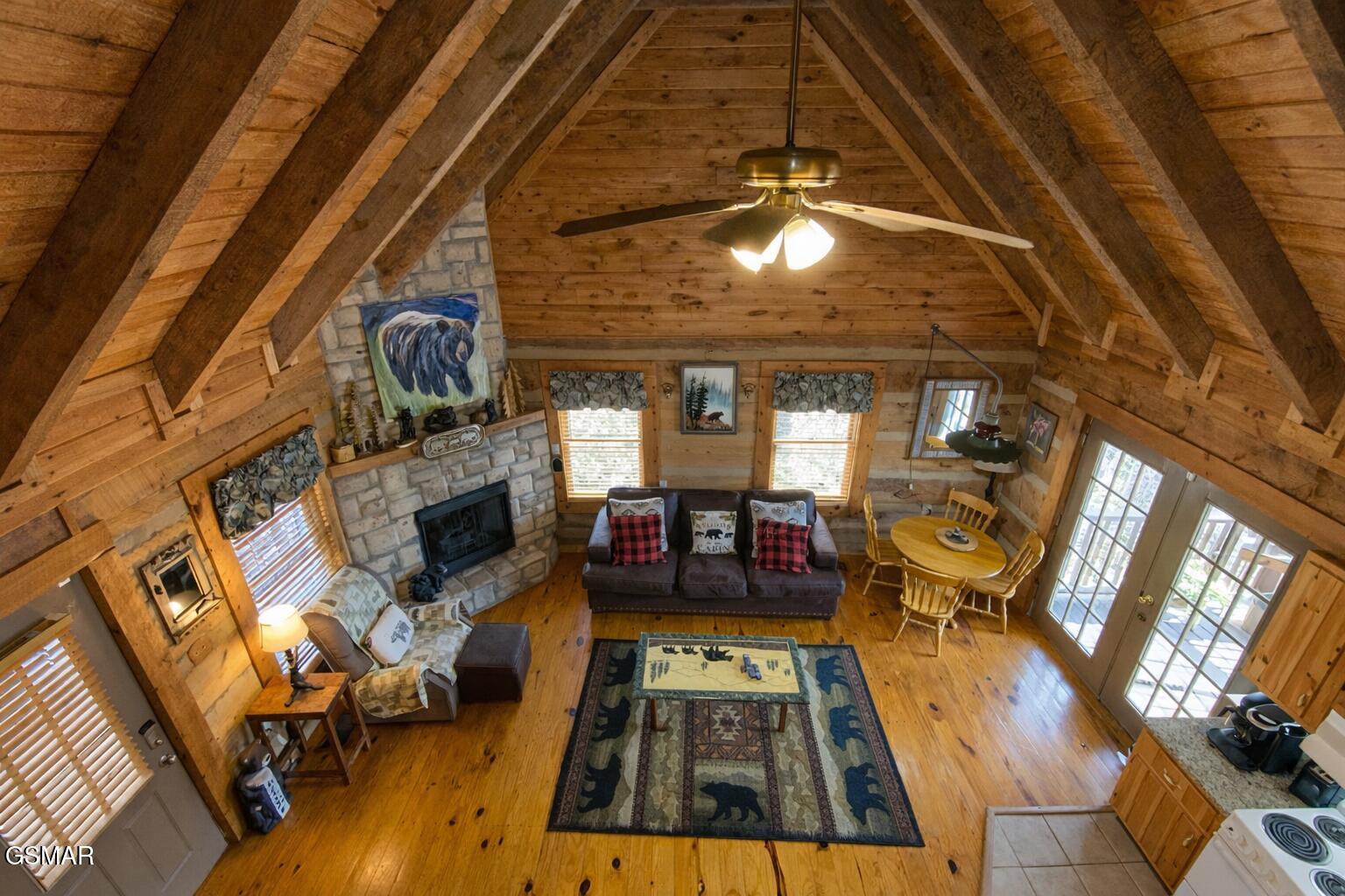 2039 Piney Overlook Lane Sevierville TN 37862