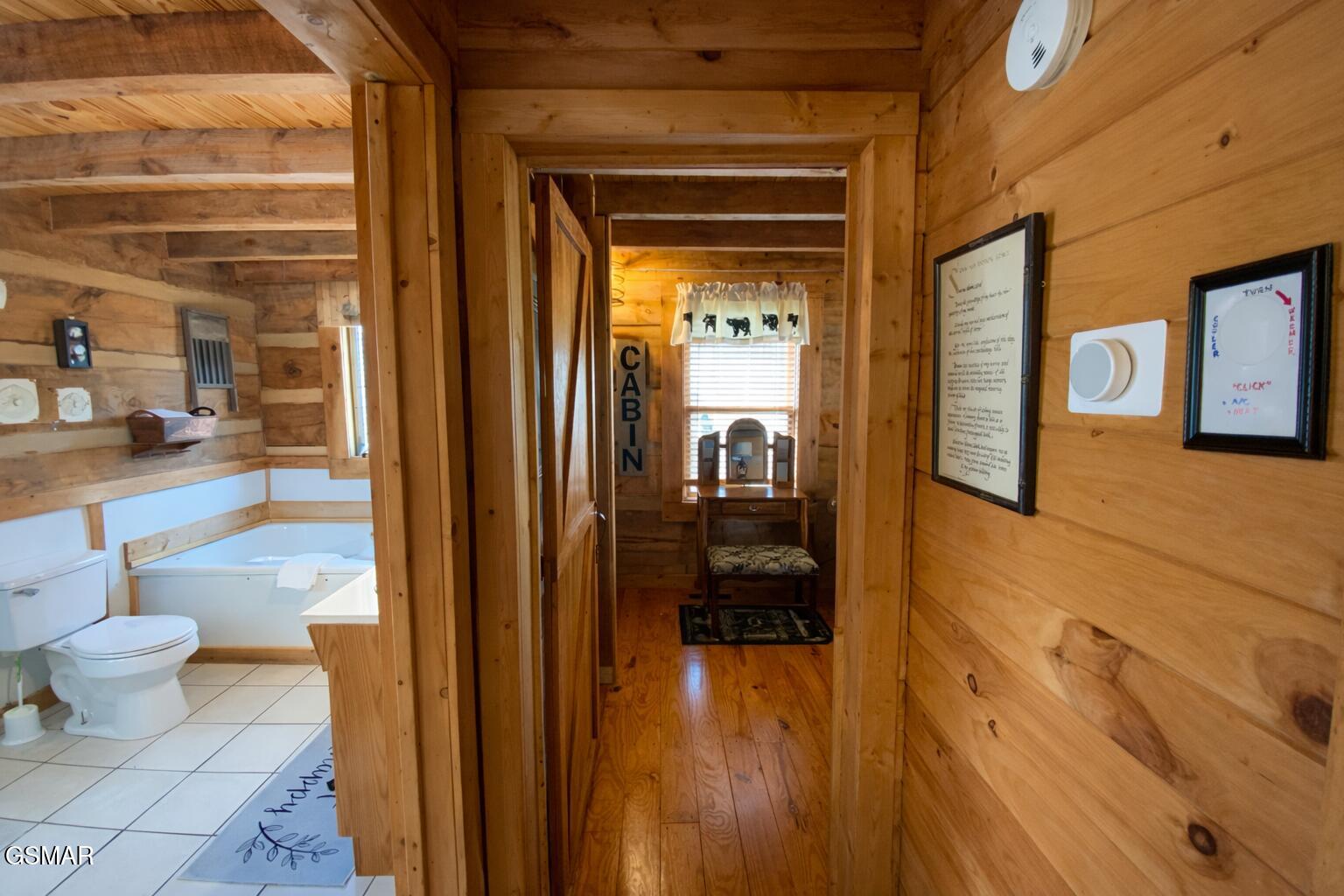 2039 Piney Overlook Lane Sevierville TN 37862