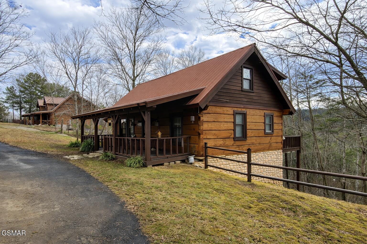 2039 Piney Overlook Lane Sevierville TN 37862
