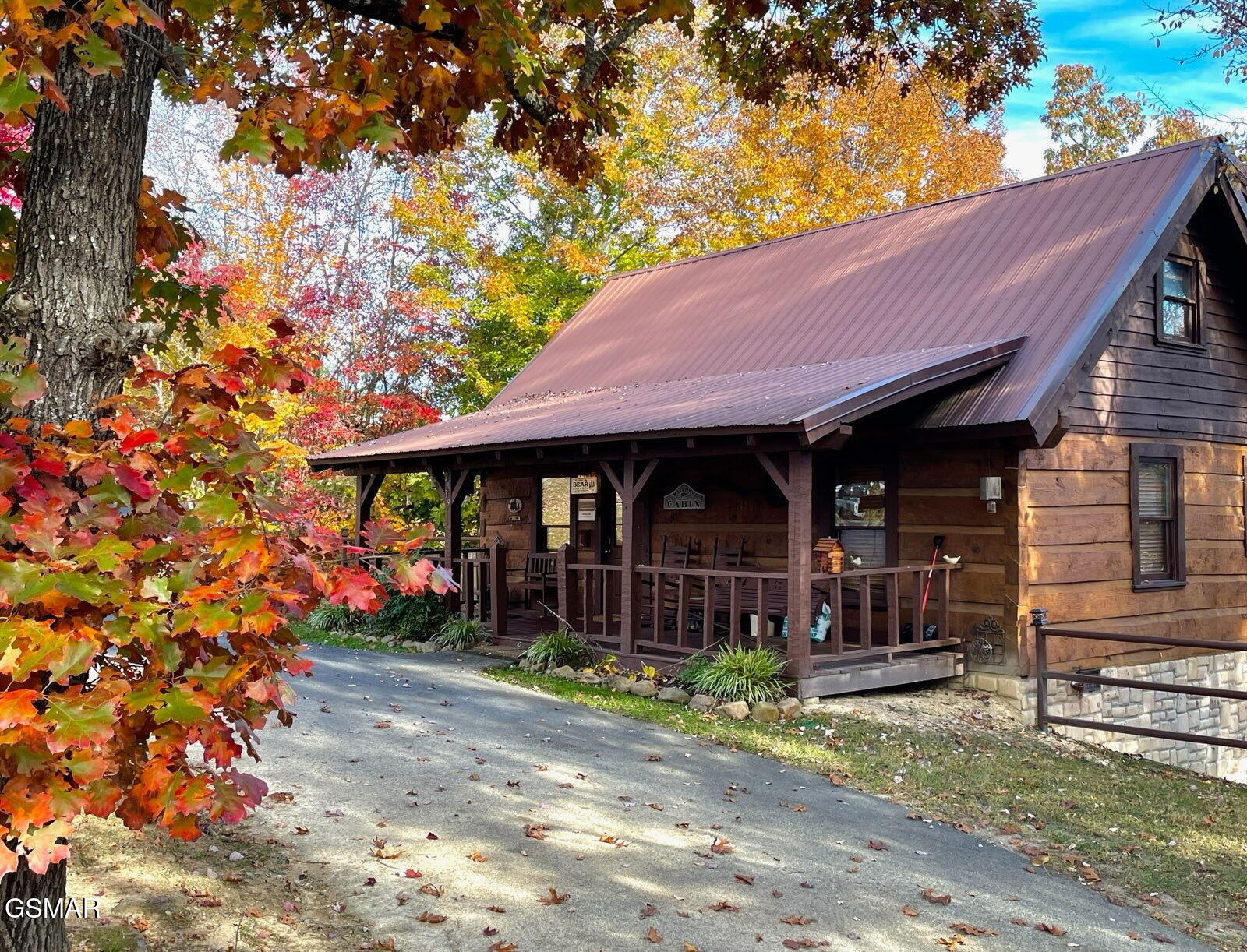 2039 Piney Overlook Lane Sevierville TN 37862