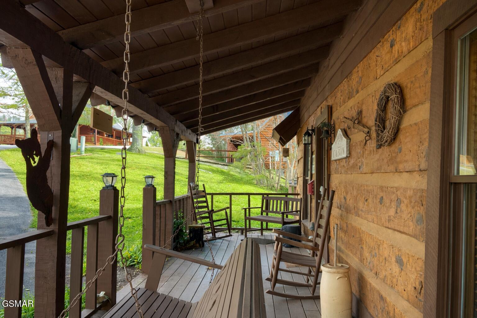 2039 Piney Overlook Lane Sevierville TN 37862