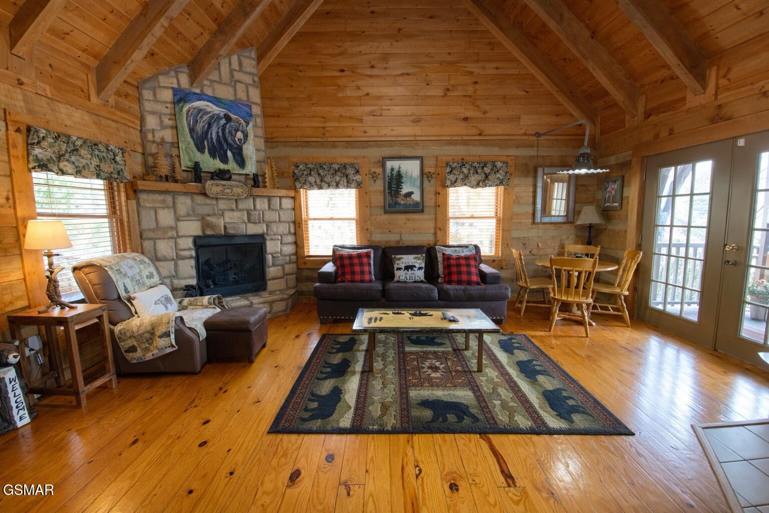 2039 Piney Overlook Lane Sevierville TN 37862