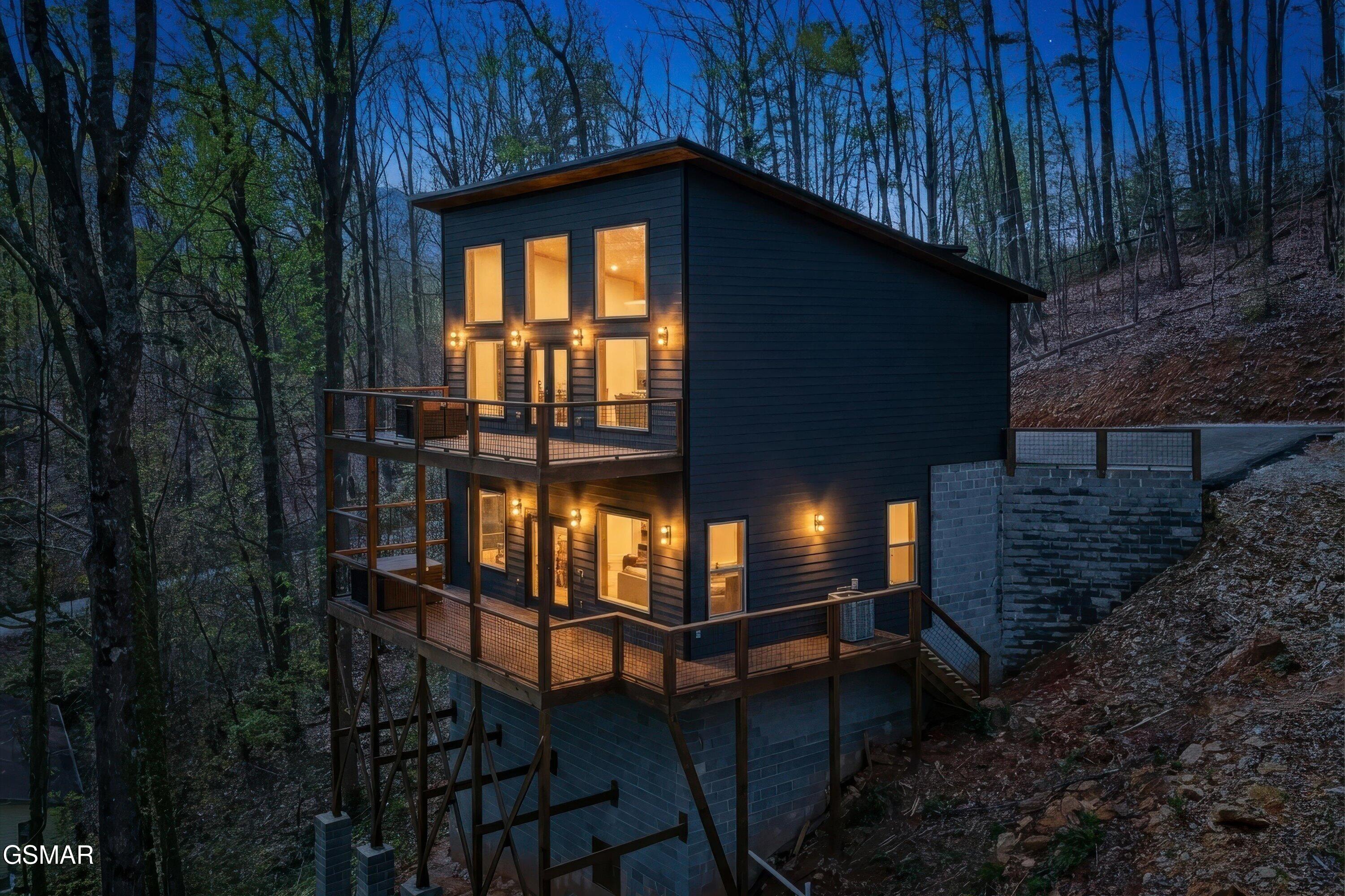 640 Carter Plaza Gatlinburg TN 37738