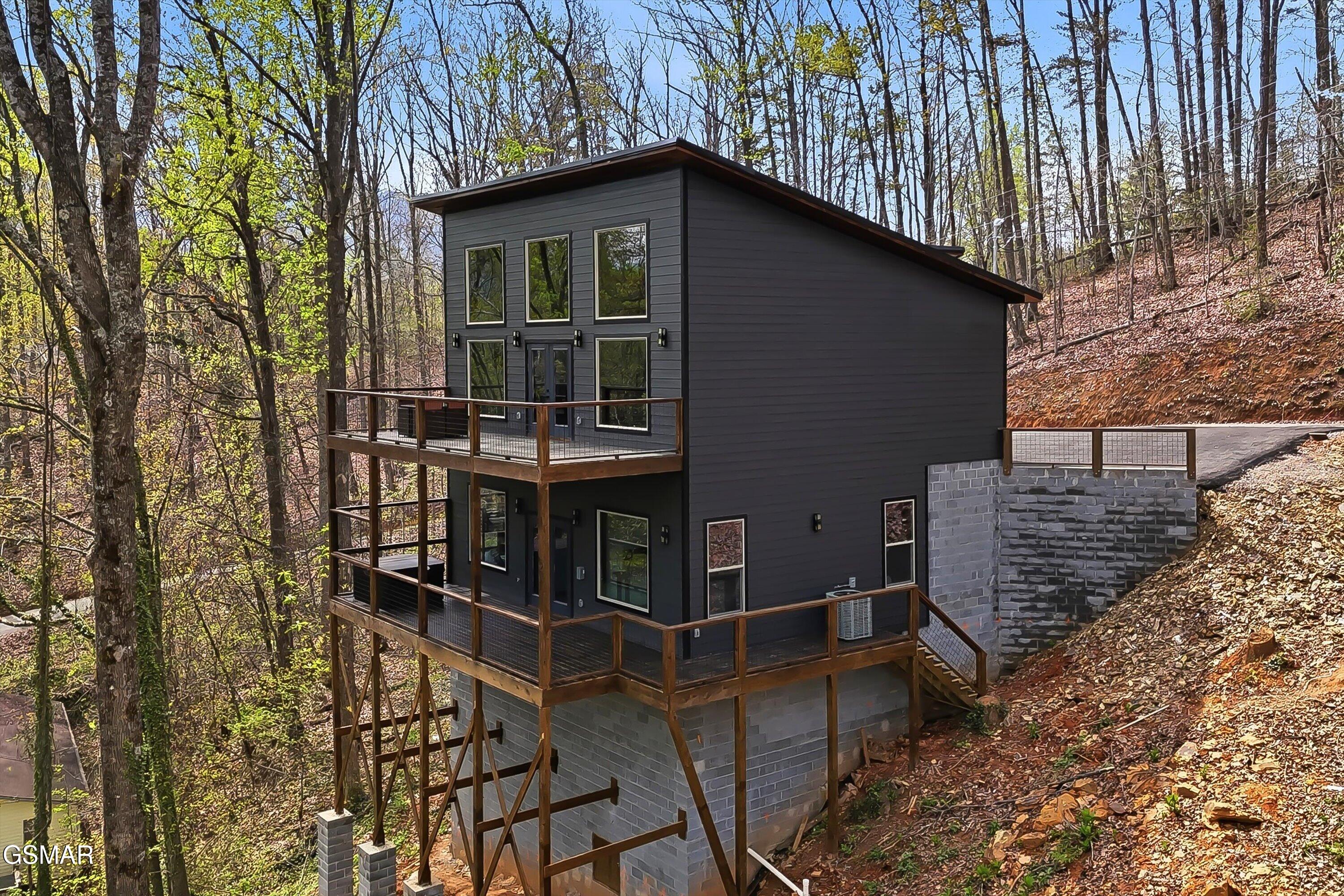 640 Carter Plaza Gatlinburg TN 37738