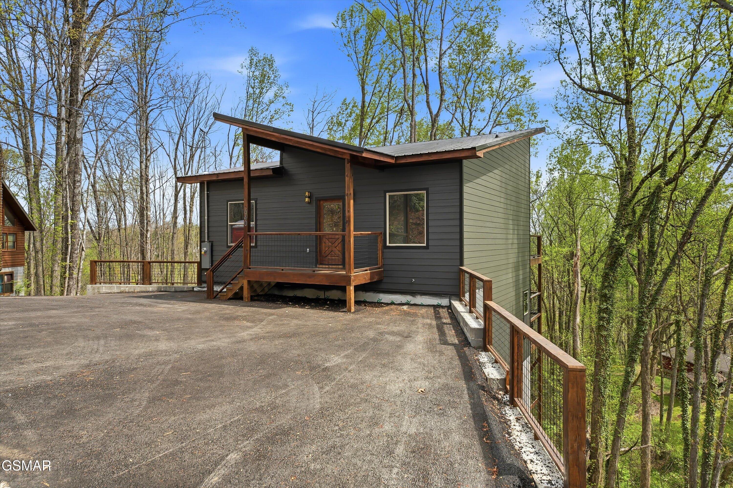 640 Carter Plaza Gatlinburg TN 37738