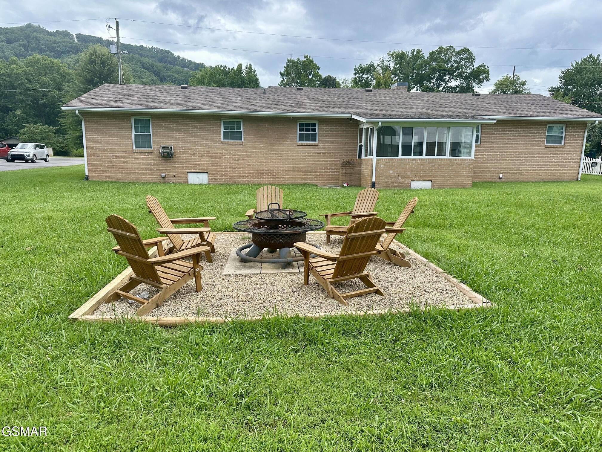 2669 High Valley Drive Pigeon Forge TN 37863