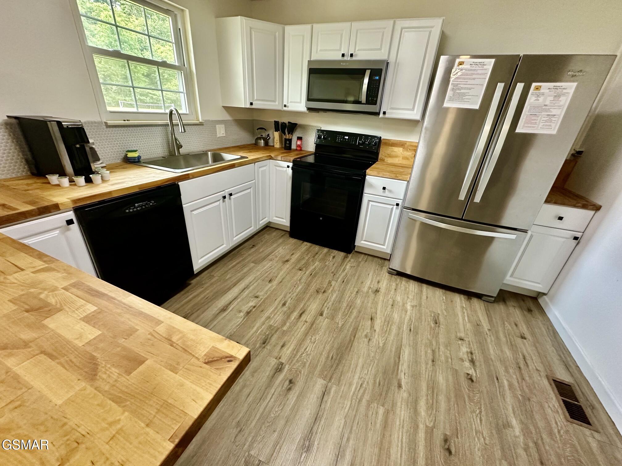 2669 High Valley Drive Pigeon Forge TN 37863