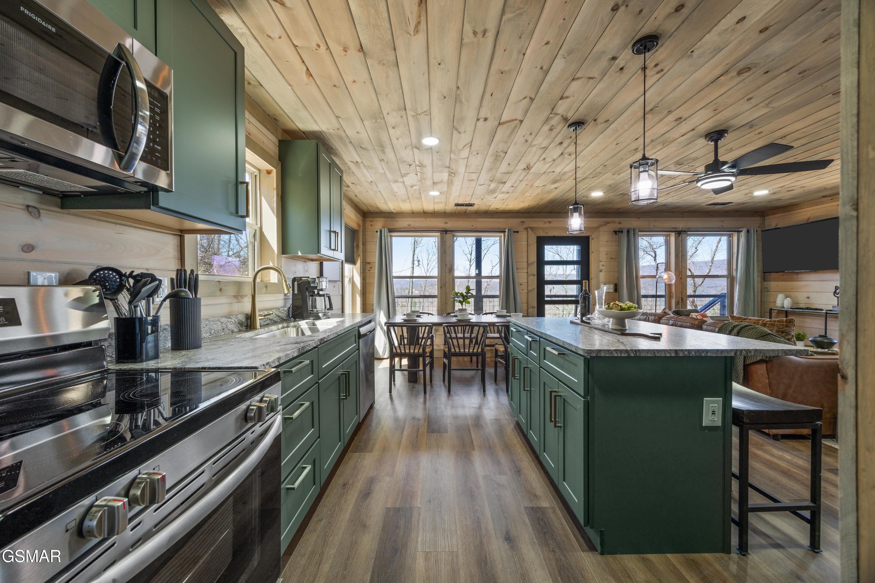 3244 Emerald Springs Loop Sevierville TN 37862