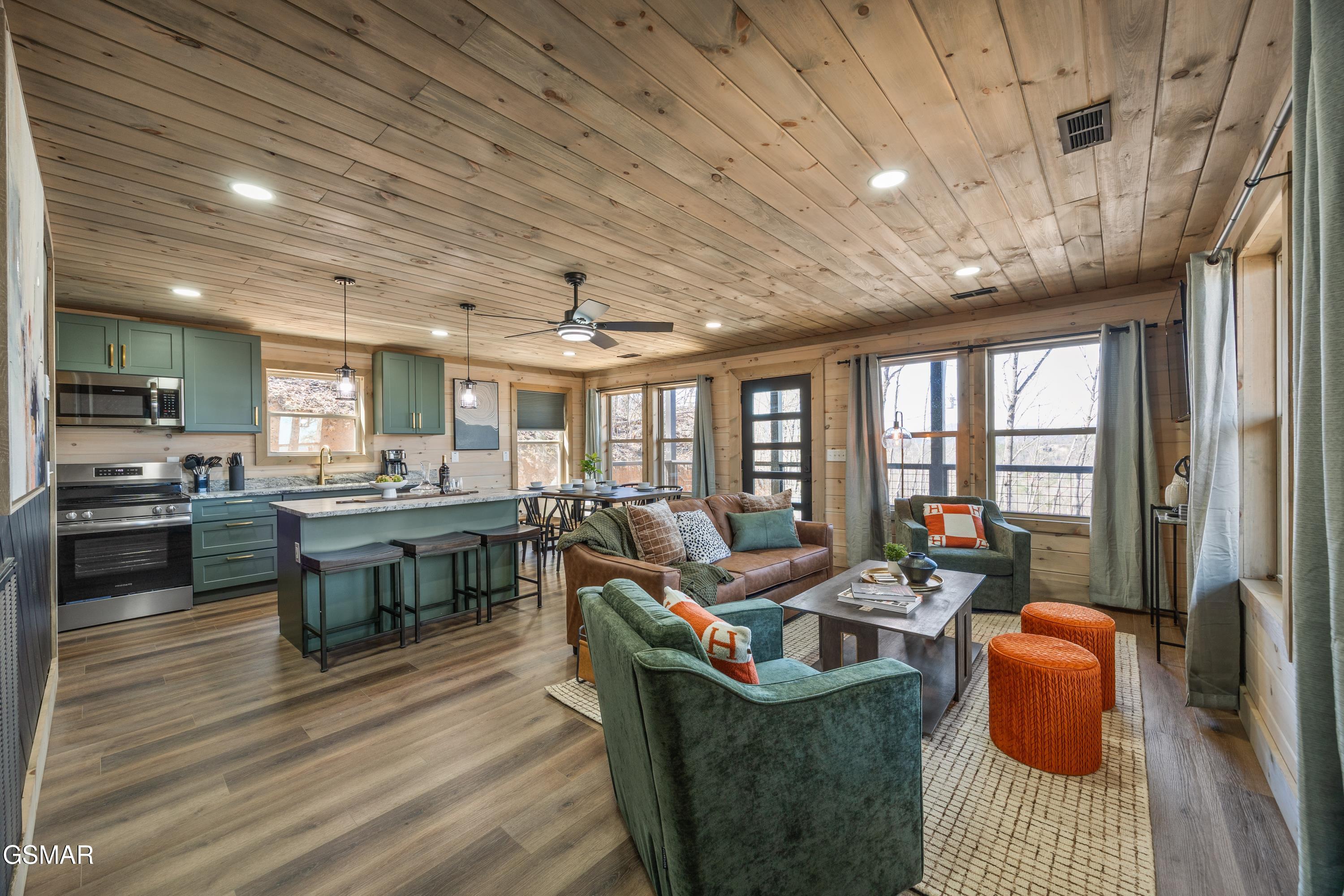 3244 Emerald Springs Loop Sevierville TN 37862