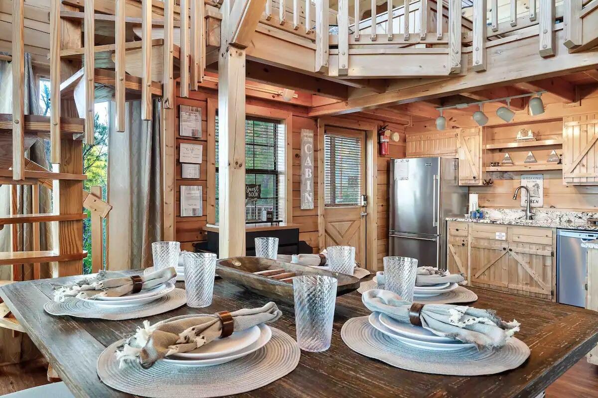 2313 Fox Berry Way Sevierville TN 37876