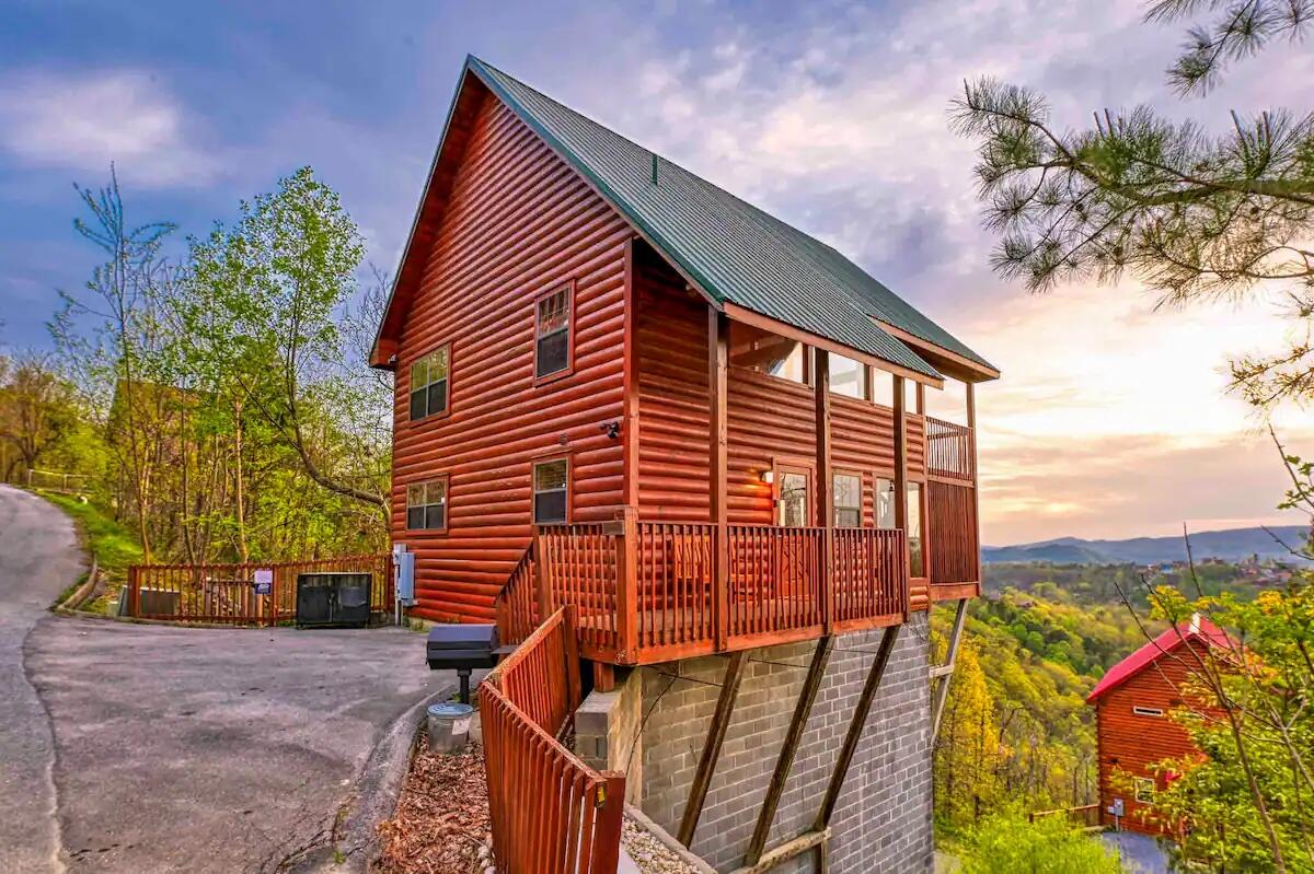 2313 Fox Berry Way Sevierville TN 37876