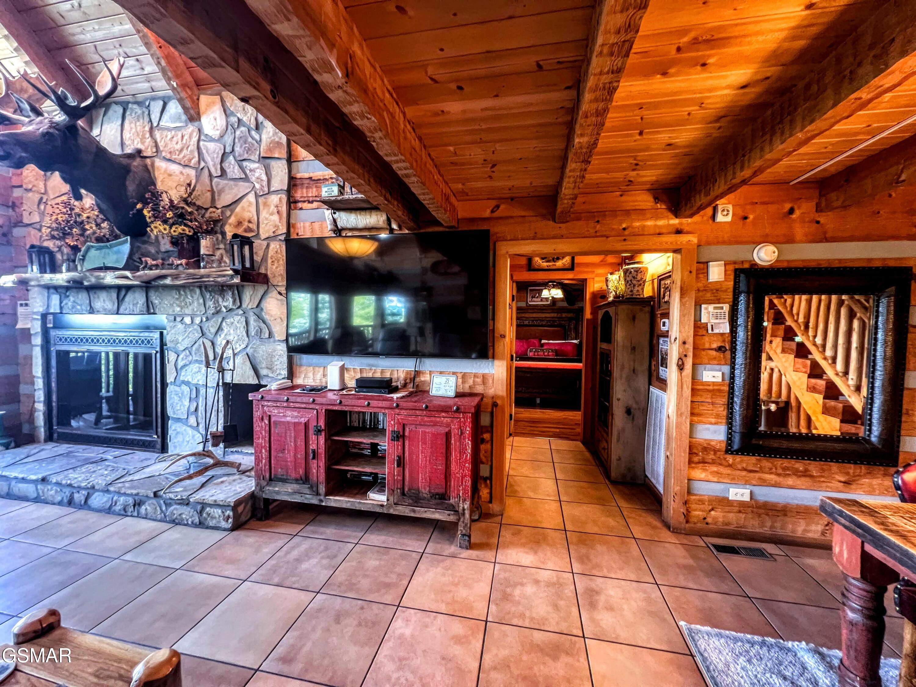 1902 Bluff Ridge Road Sevierville TN 37876