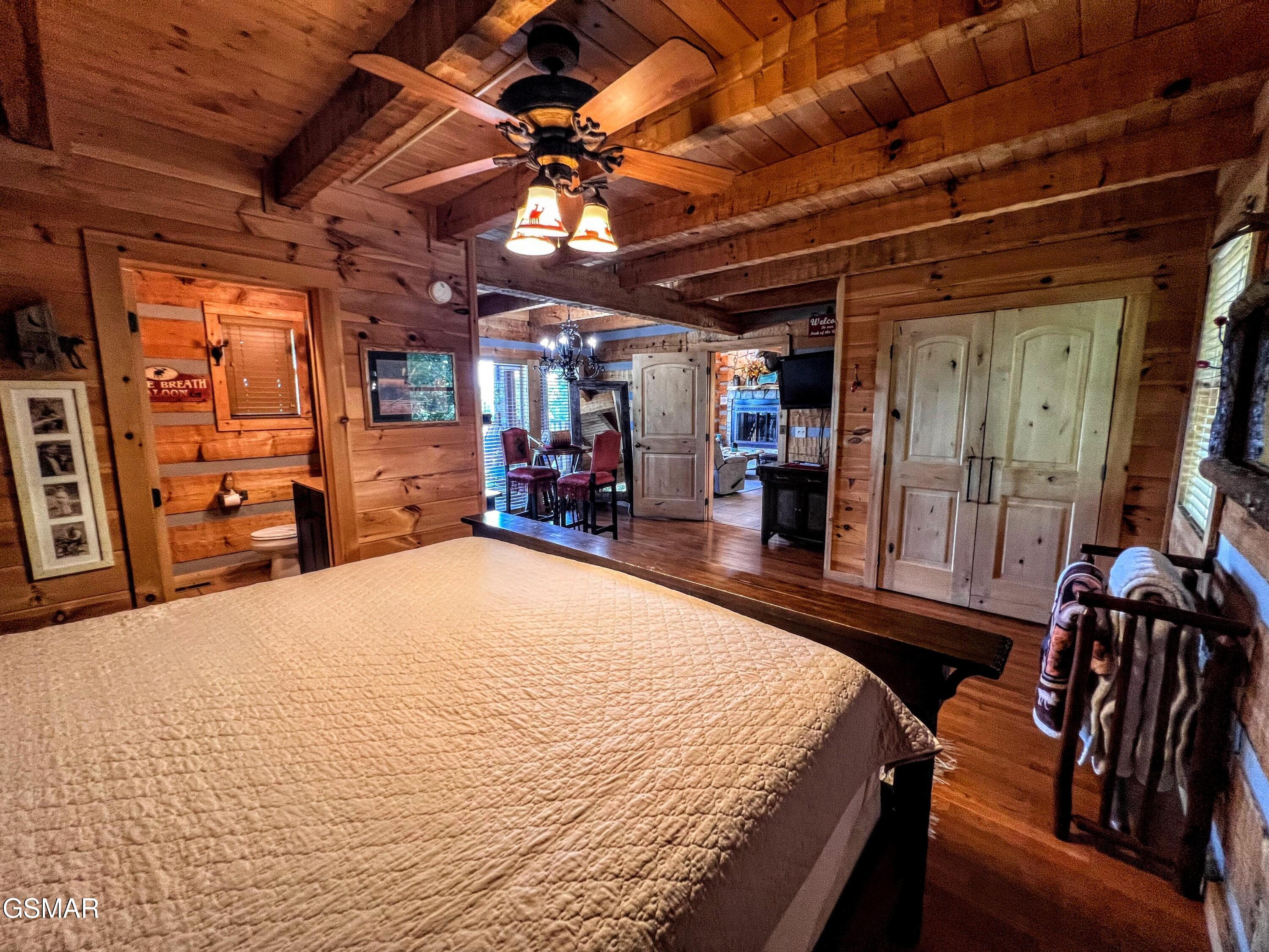 1902 Bluff Ridge Road Sevierville TN 37876