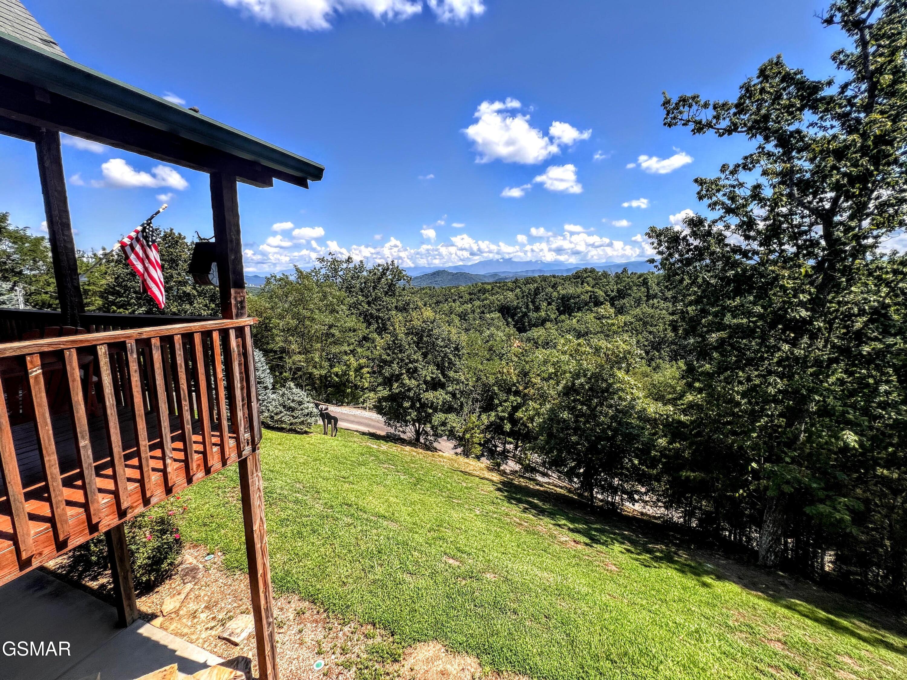 1902 Bluff Ridge Road Sevierville TN 37876