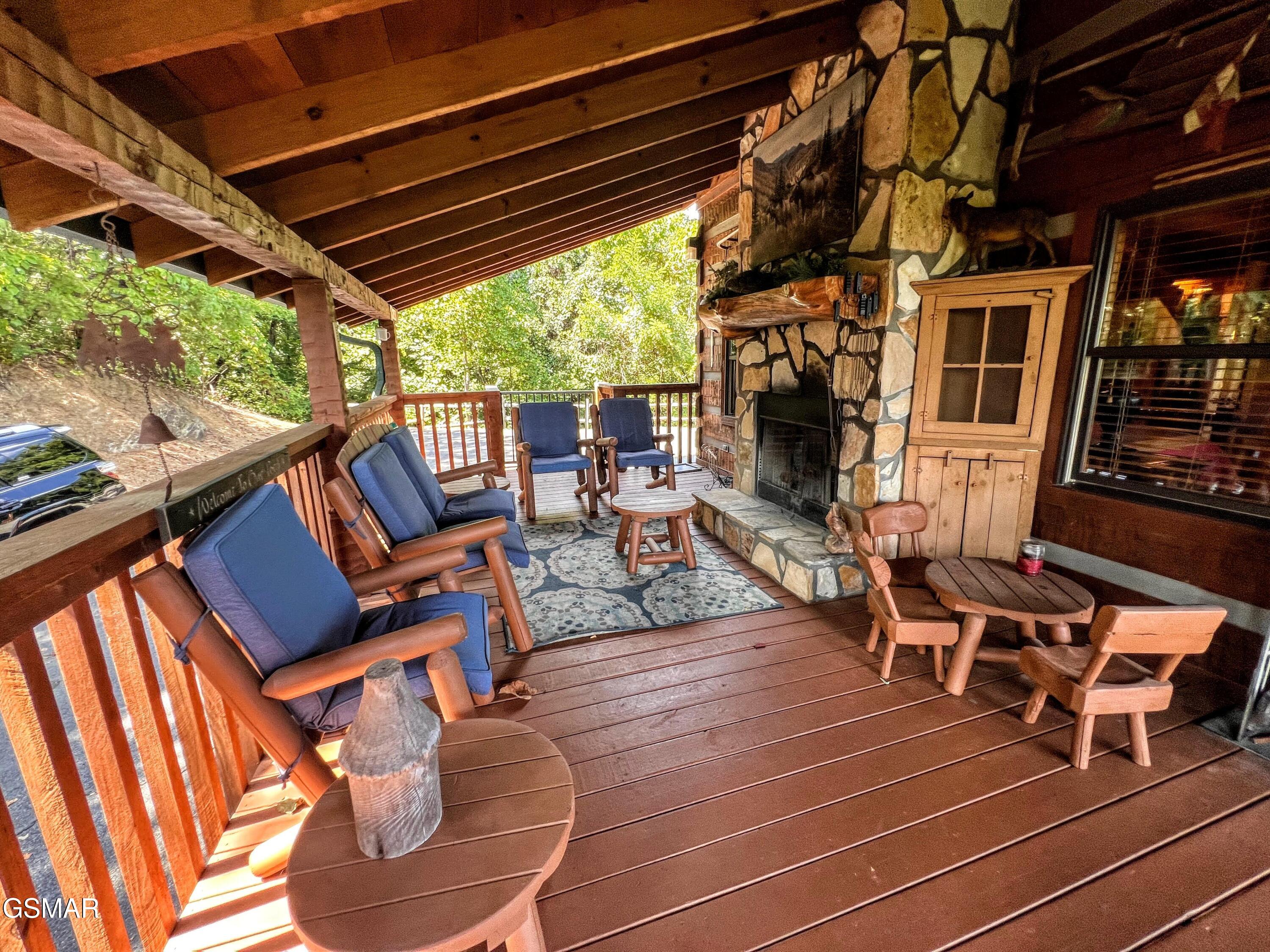 1902 Bluff Ridge Road Sevierville TN 37876