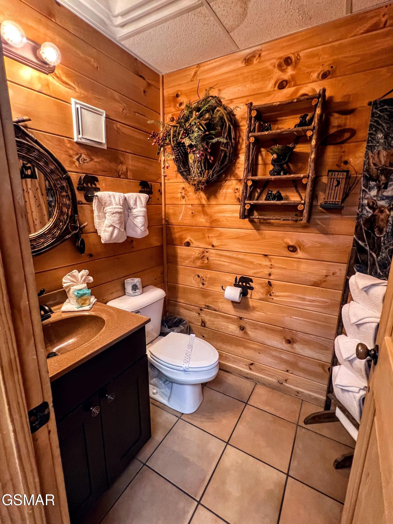 1902 Bluff Ridge Road Sevierville TN 37876