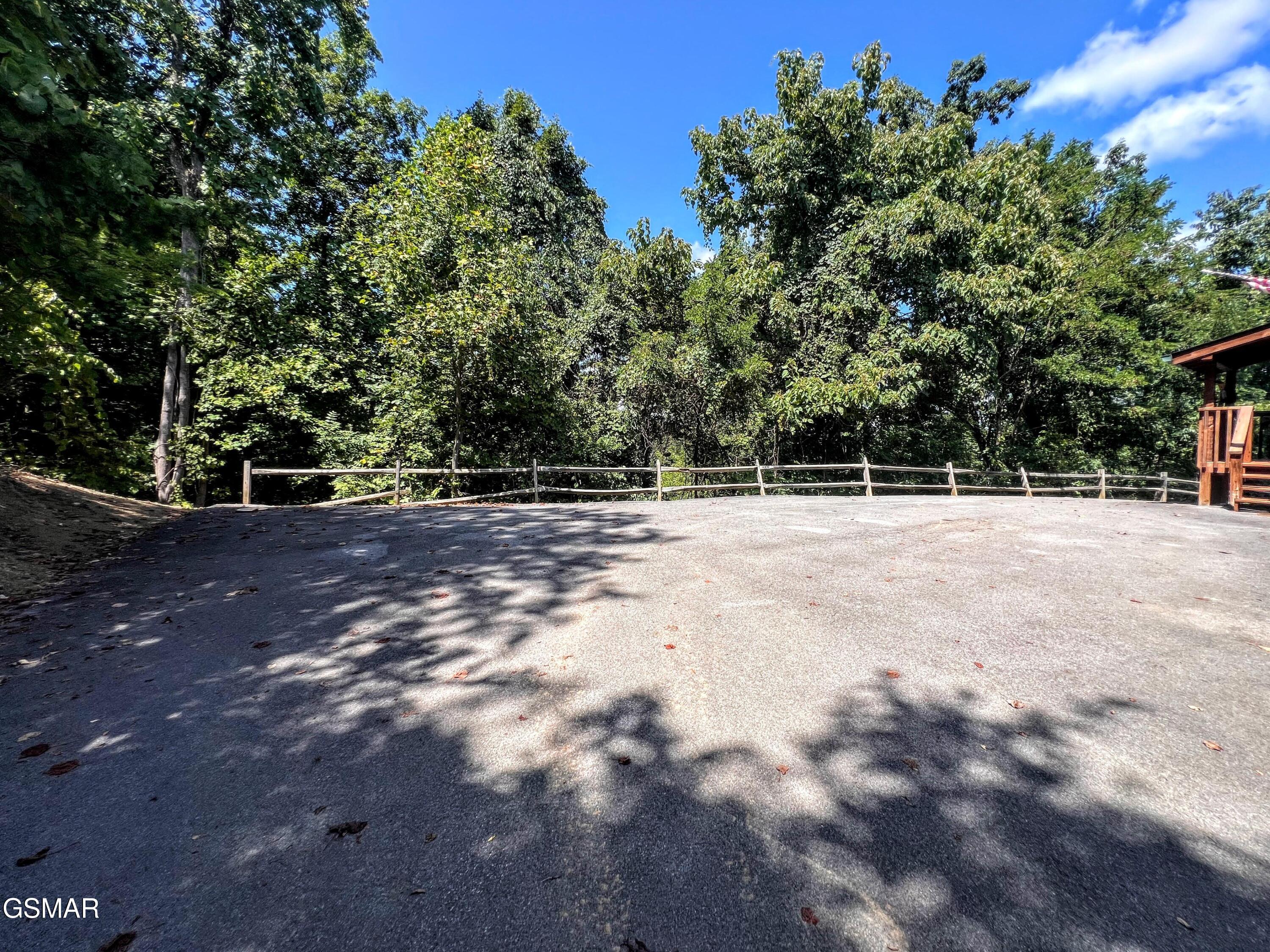 1902 Bluff Ridge Road Sevierville TN 37876