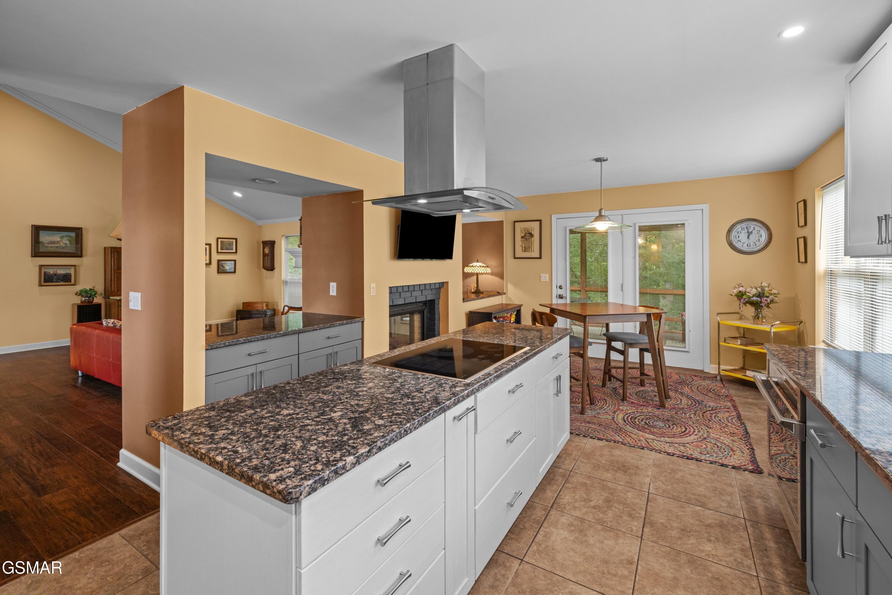 117 Tahlequah Lane Loudon TN 37774