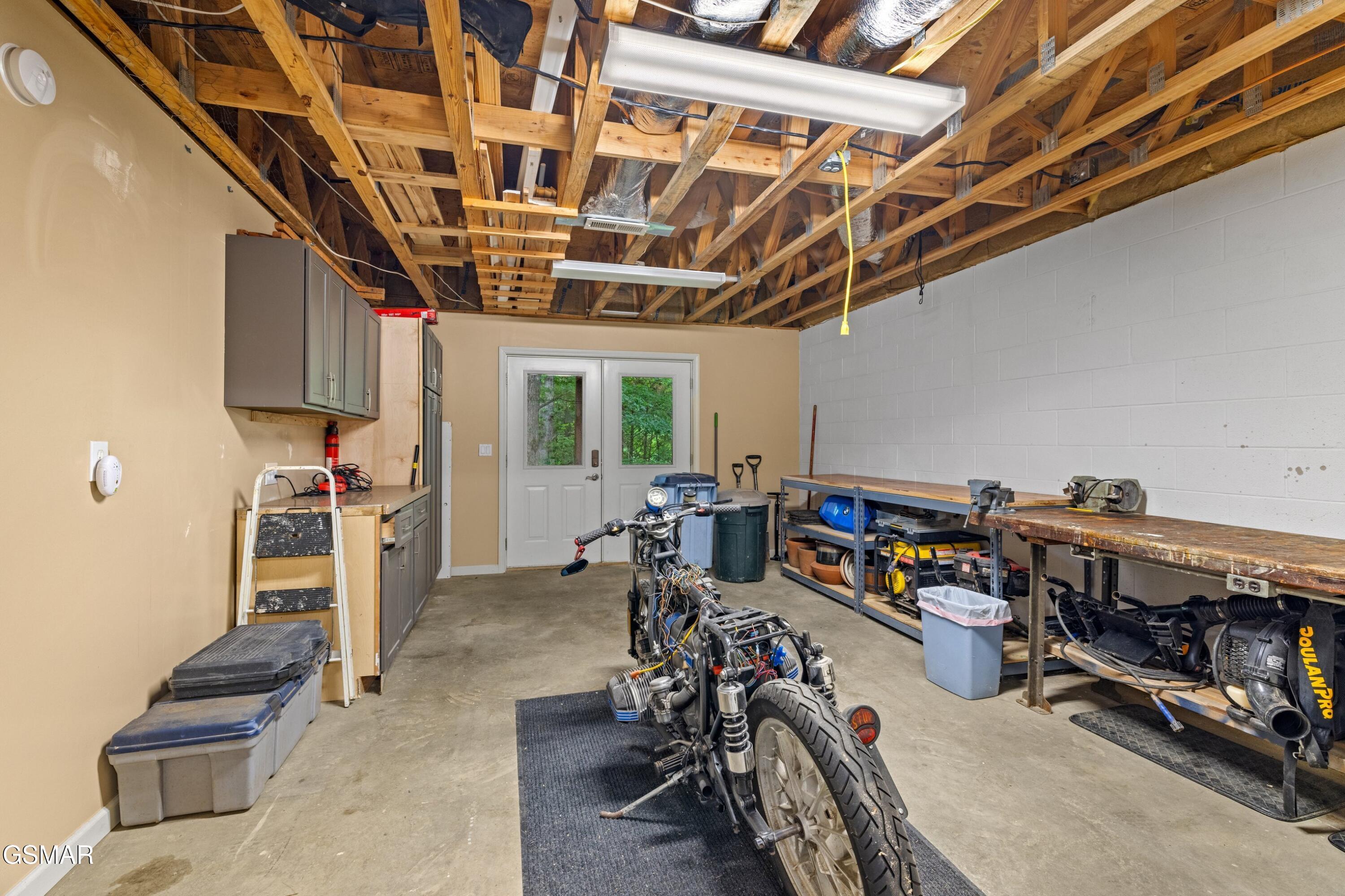 117 Tahlequah Lane Loudon TN 37774