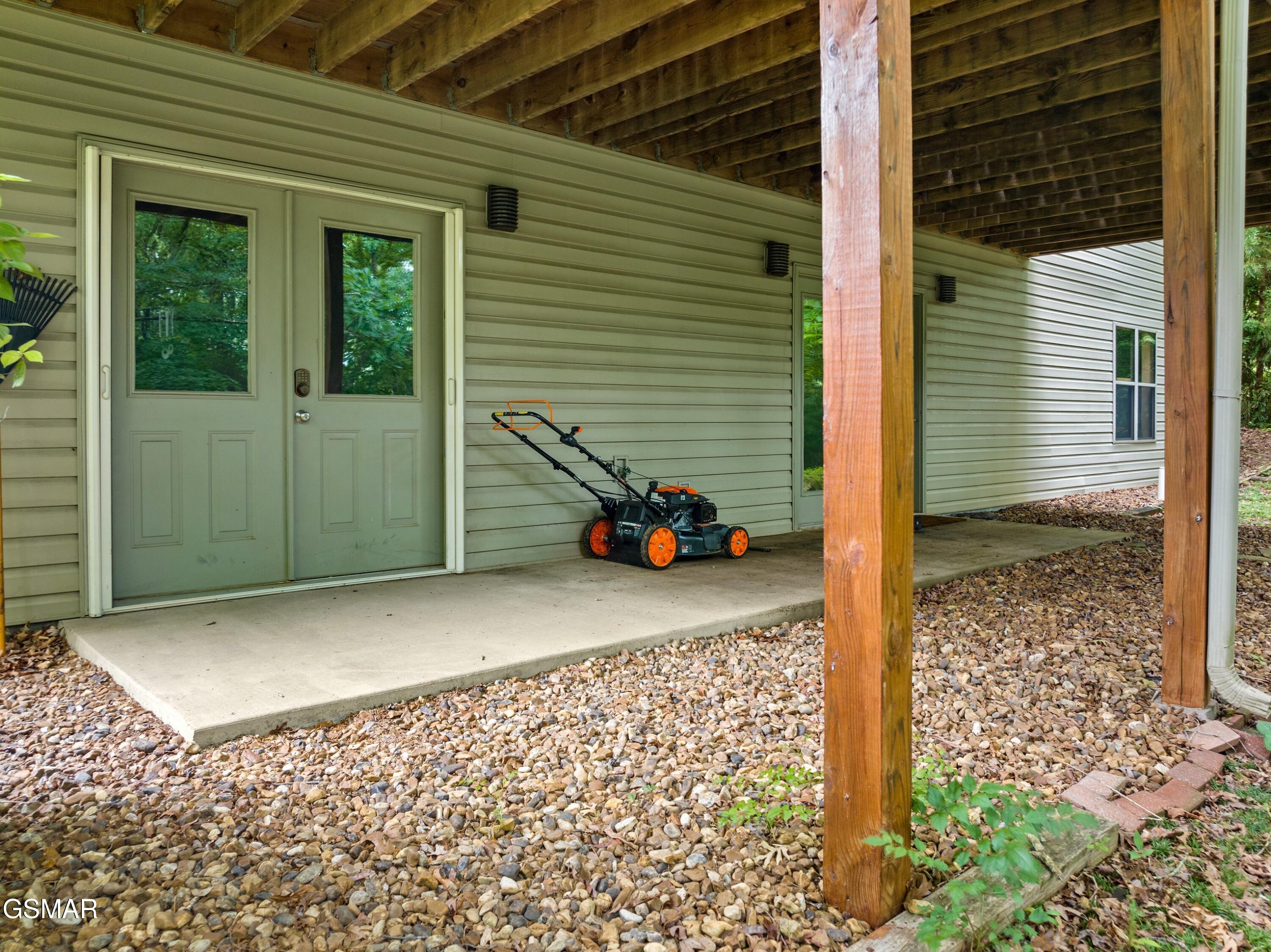 117 Tahlequah Lane Loudon TN 37774